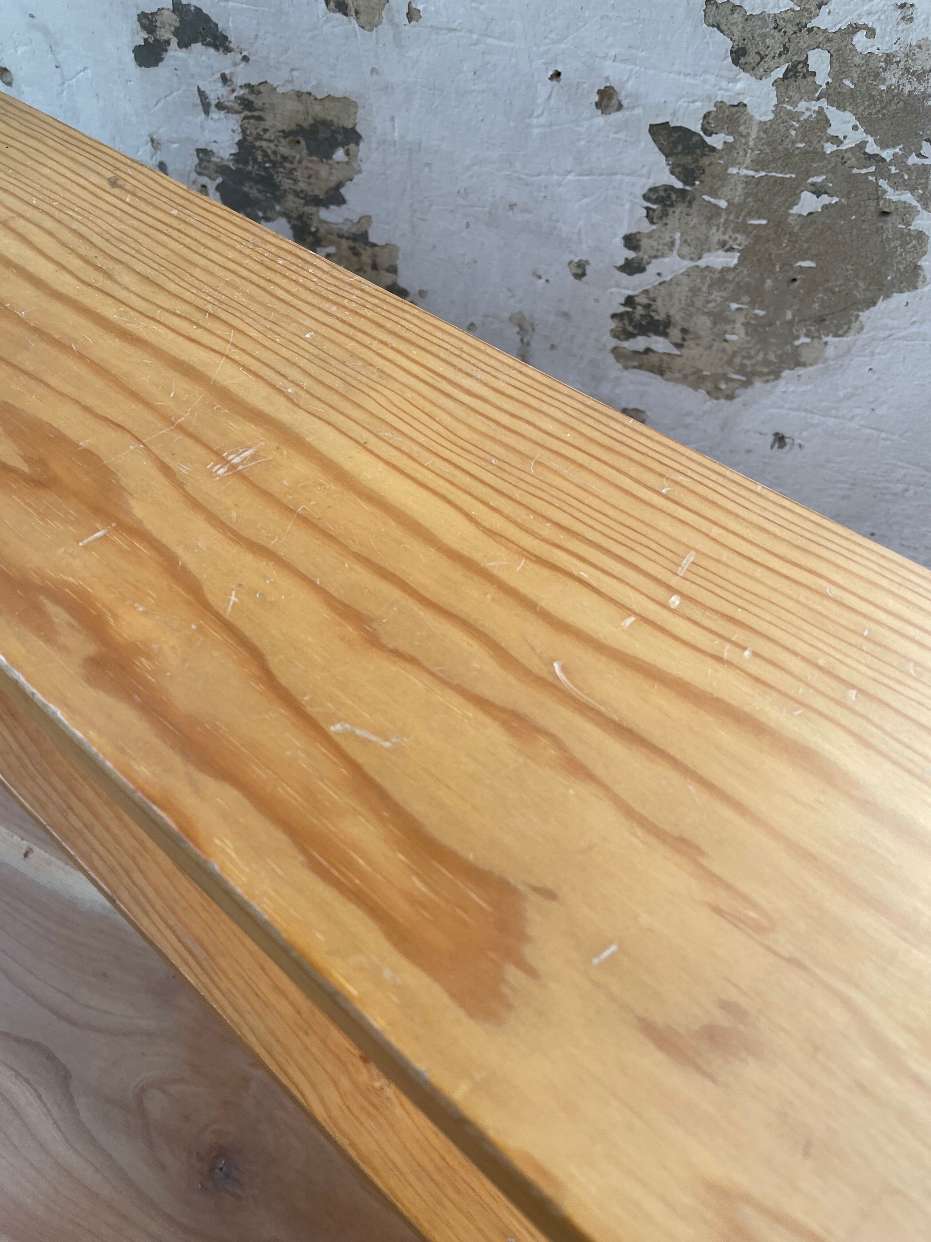 Pine Regain wall shelf