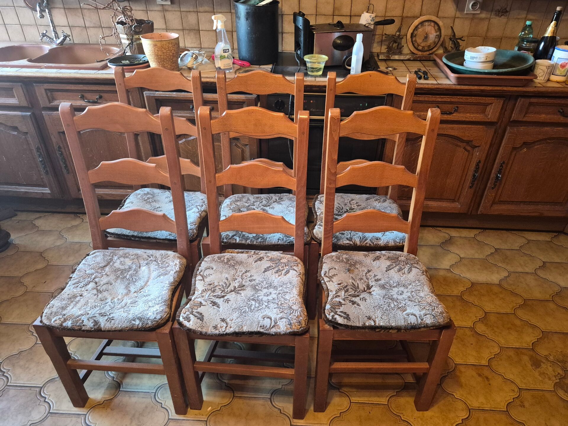 Set of 6 rustic solid wood chairs