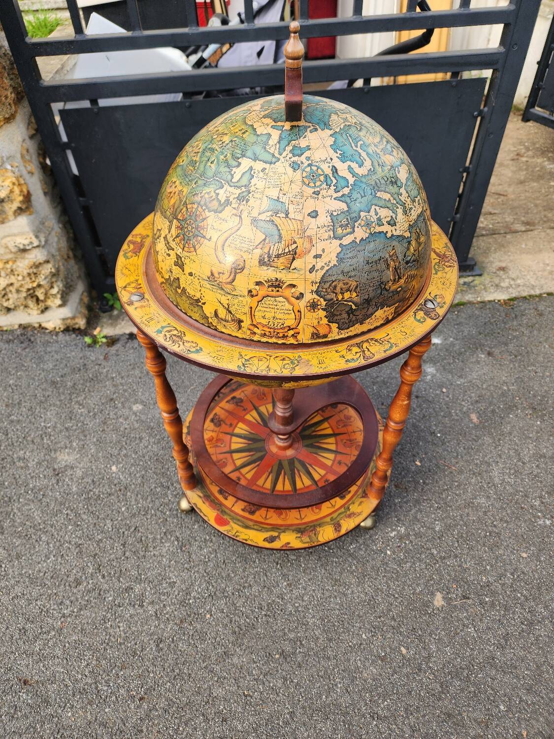 Bar globe vintage