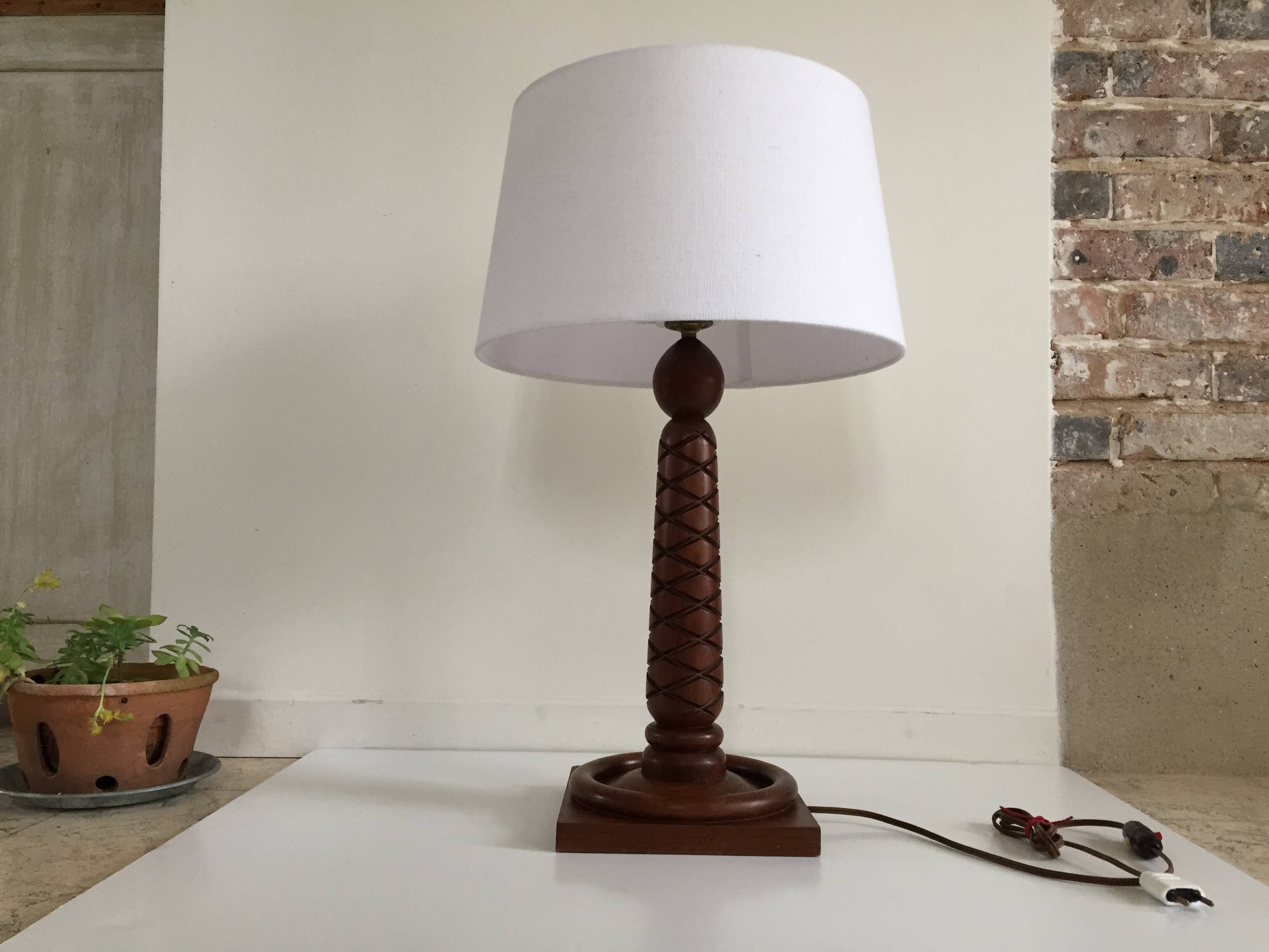 Art deco lamp rosewood carved