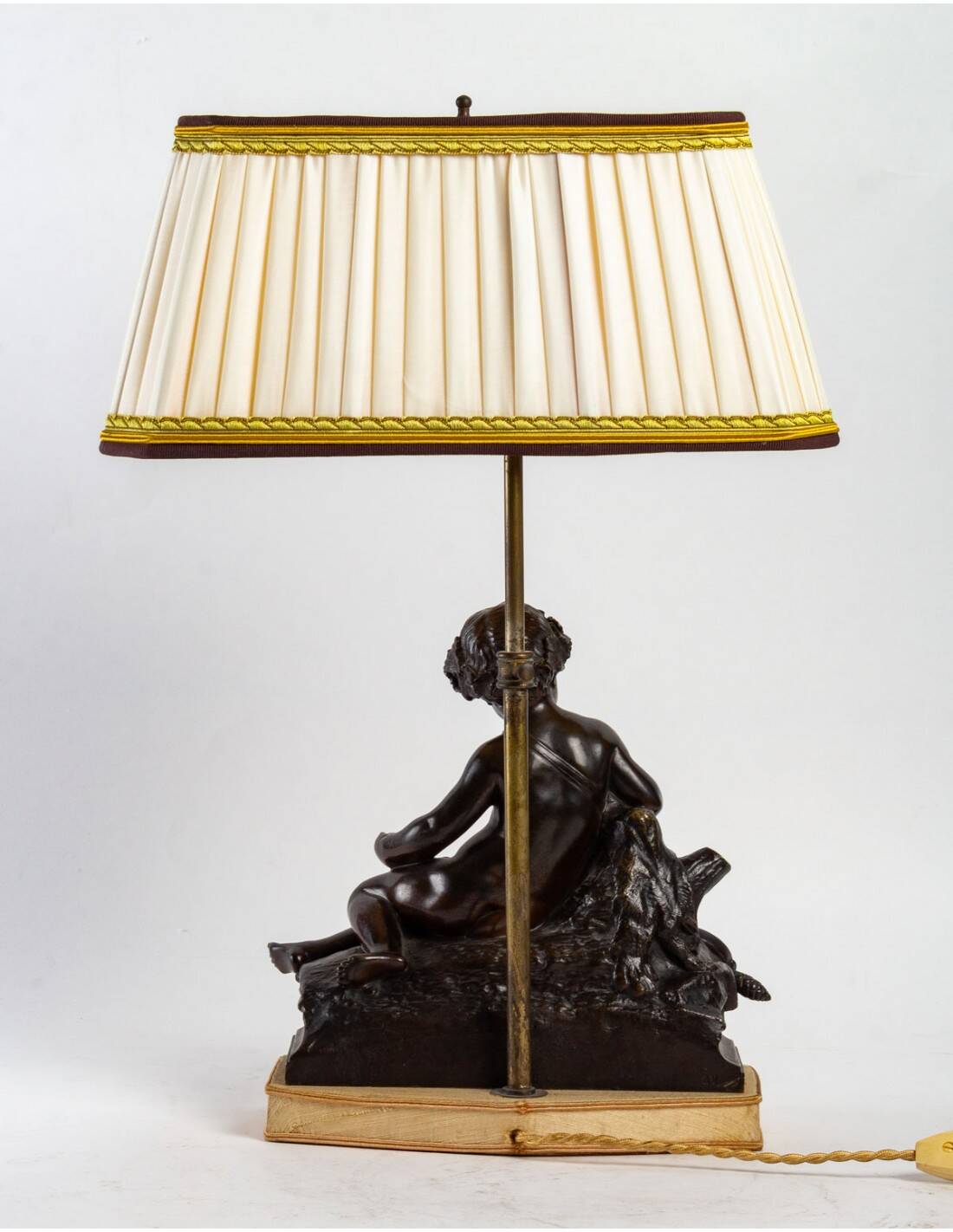 Table lamp, bronze with brown patina, 19th century