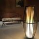 Grande lampe de sol en rotin 1960