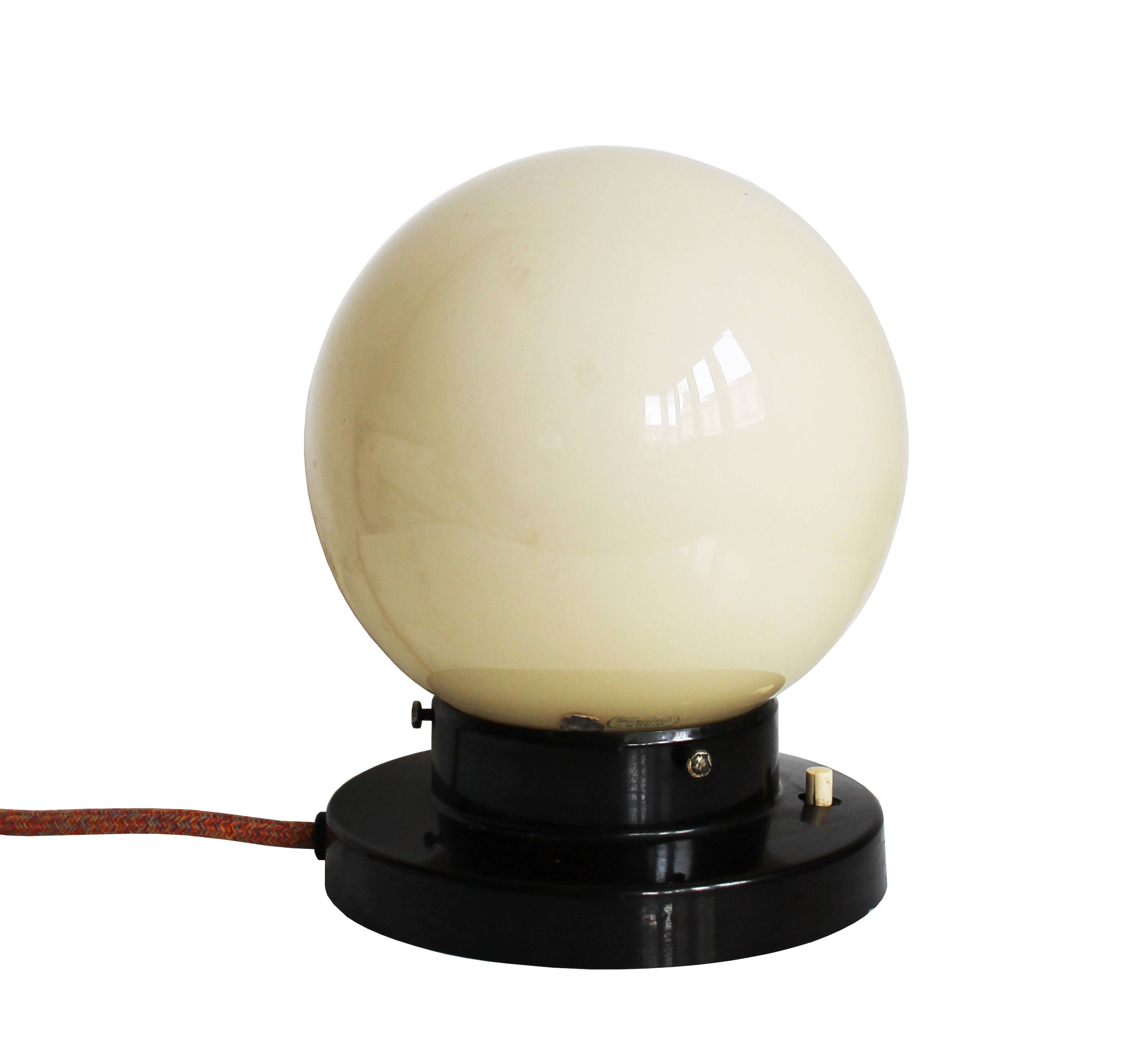 Lampe Bakélite fonctionnelle originale des années 1930 – Lumière de table ou murale