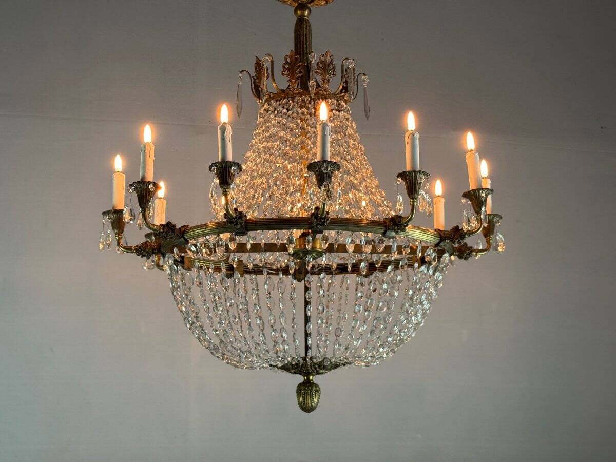 Oval-Shaped Pearl and Bronze Bag Chandelier, Circa 1900