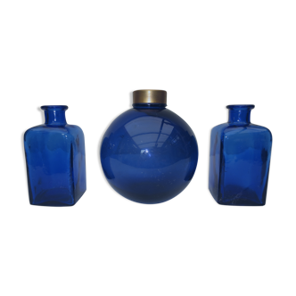 set of 3 bottles of decoration in midnight blue glass