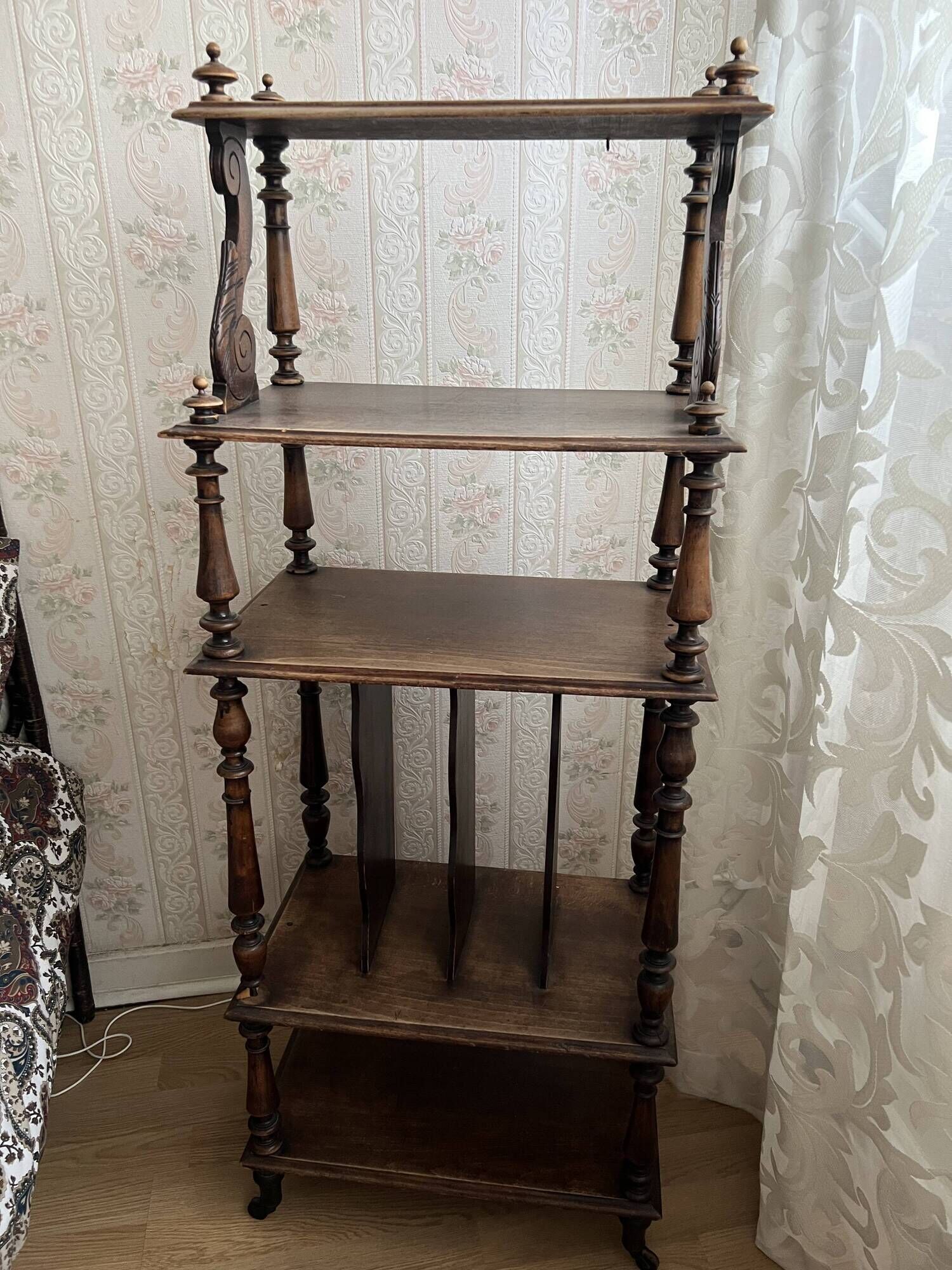 Mobile shelving unit
