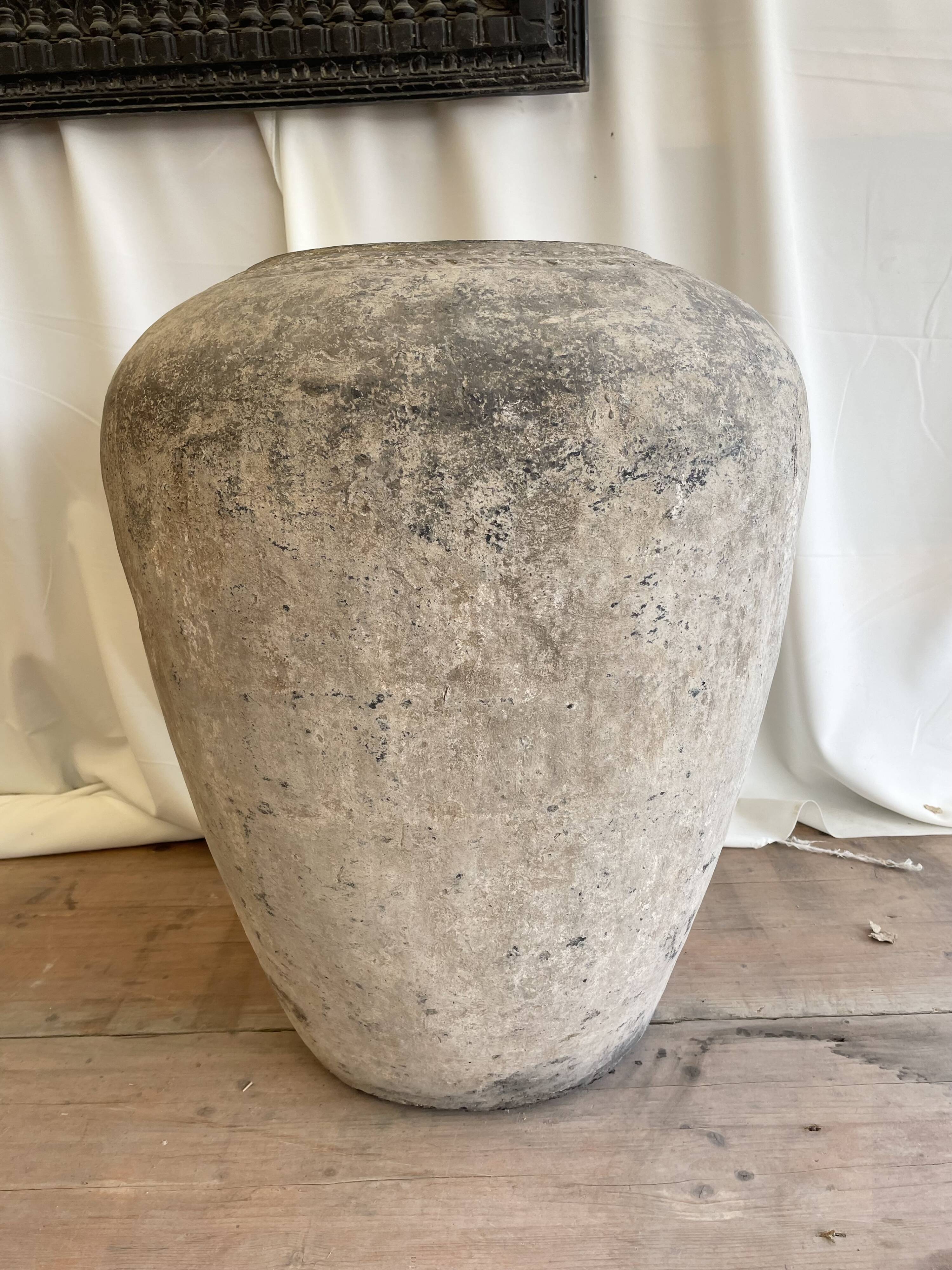Large Indian terracotta jar