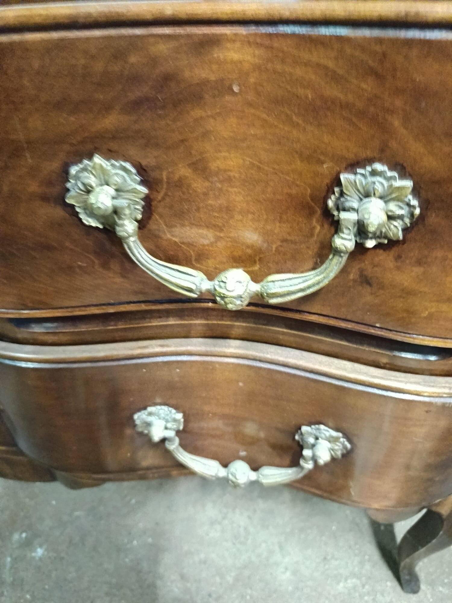 Louis XV chest of drawers