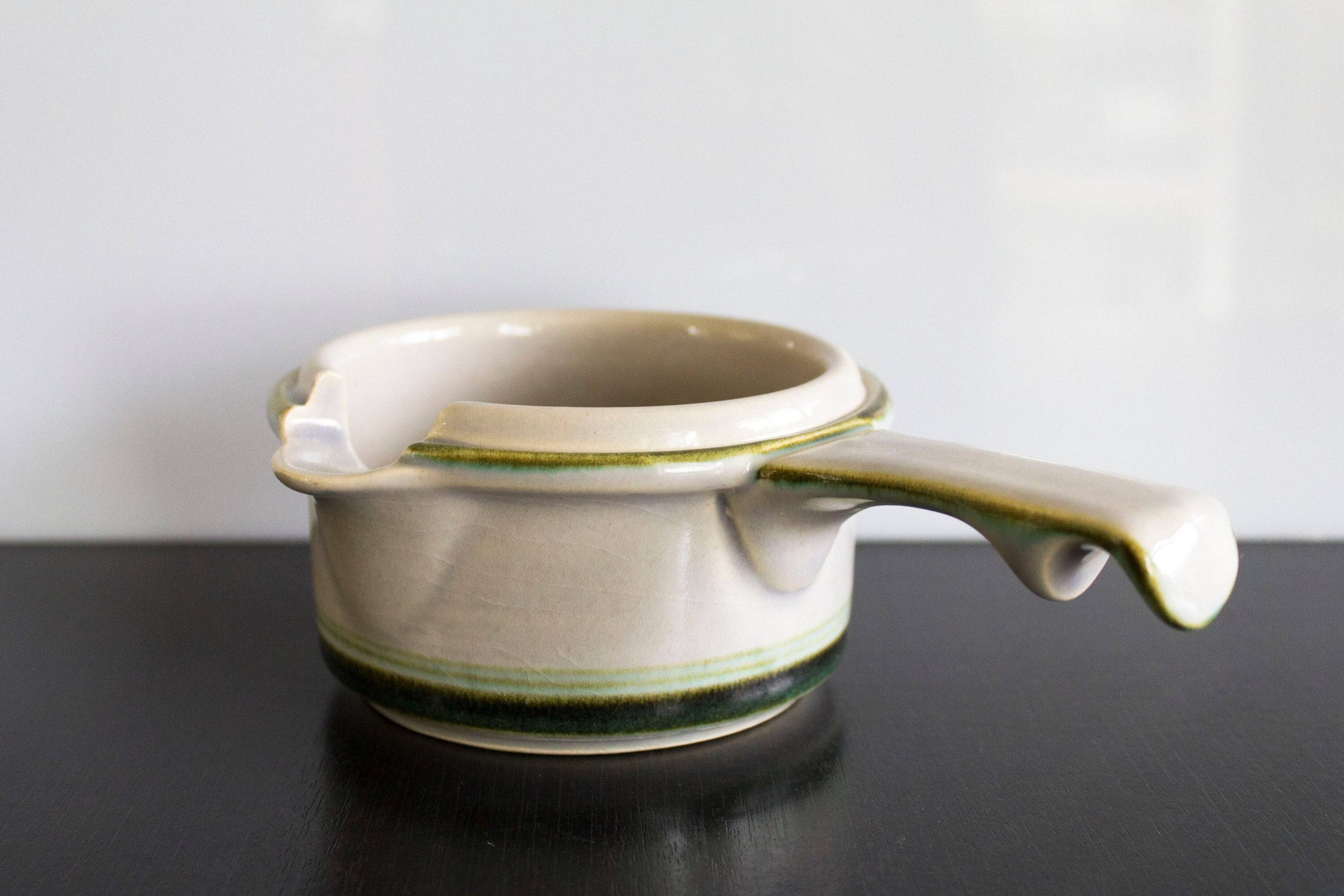 Mid Century Stoneware ceramic Sauce Boat / Gravy Boat / Saucière