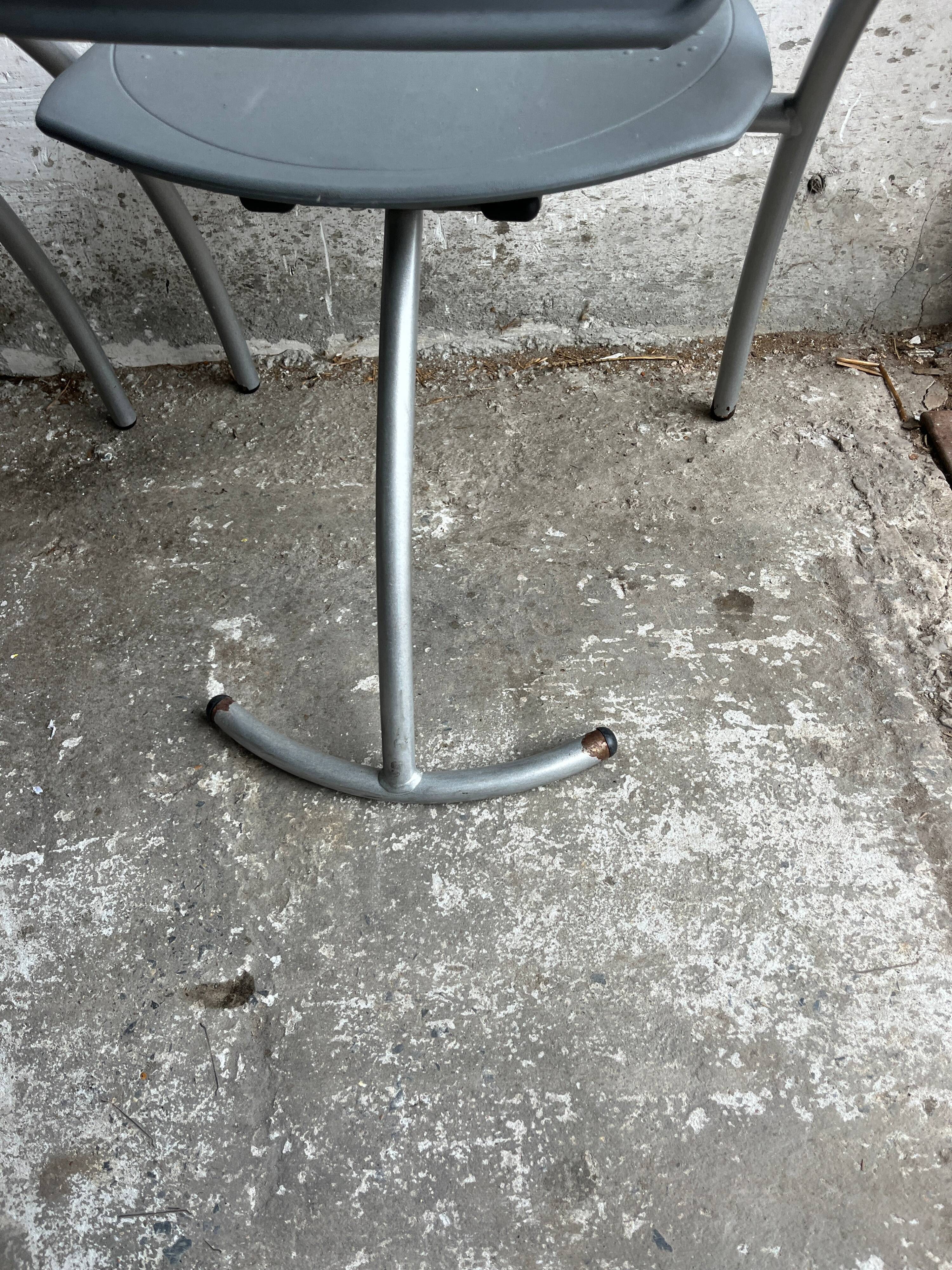 4 chaises postmodernes italiennes Gazzaro