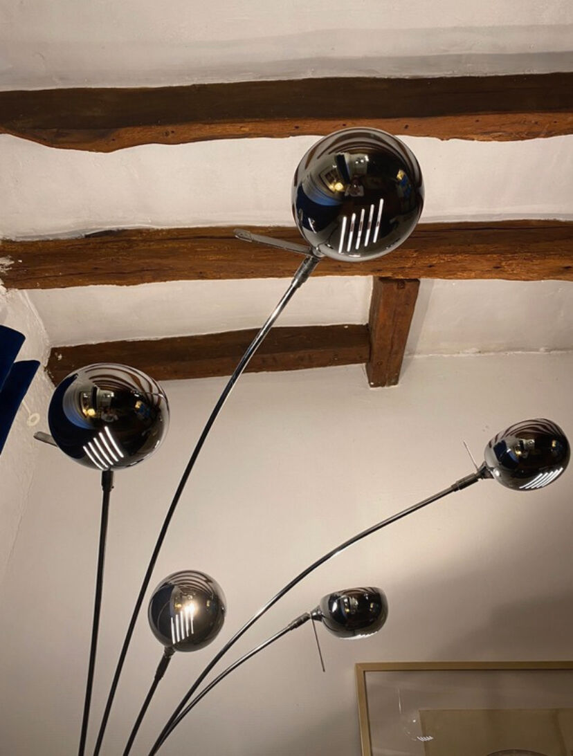 5-foot marble lamppost