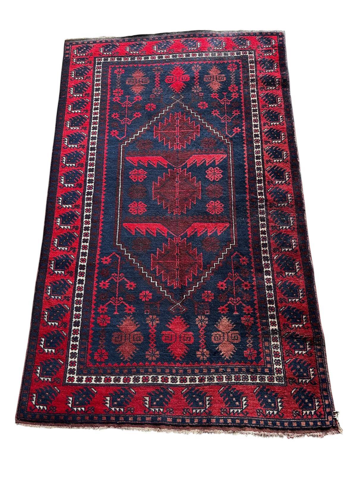 Handmade Turkish rug 110cm x 175cm