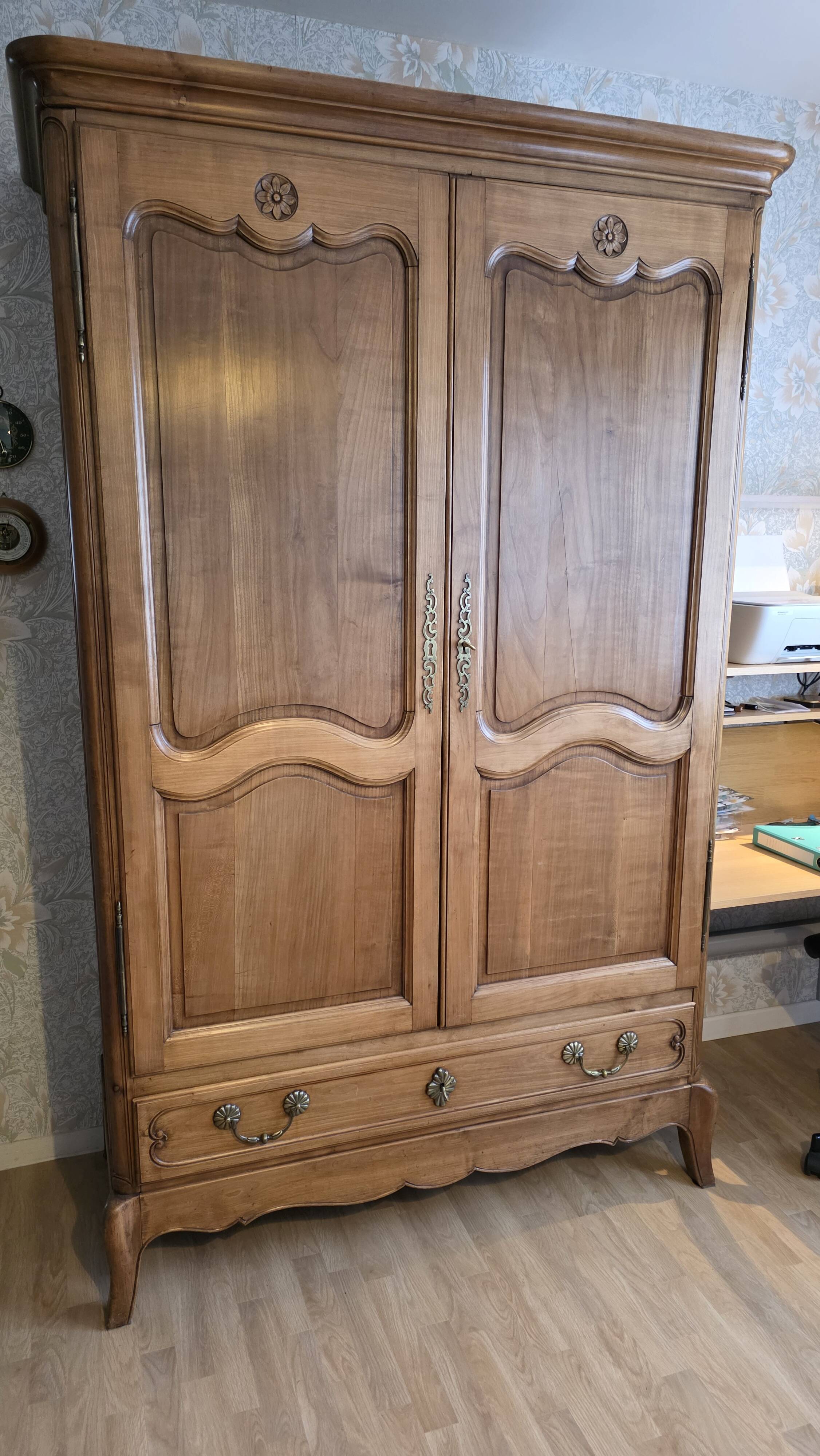 Armoire en merisiera