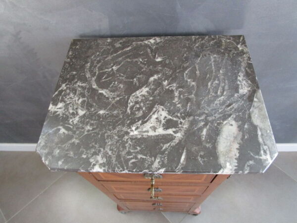 Meuble semainier ancien en bois marqueté et ornements bronze