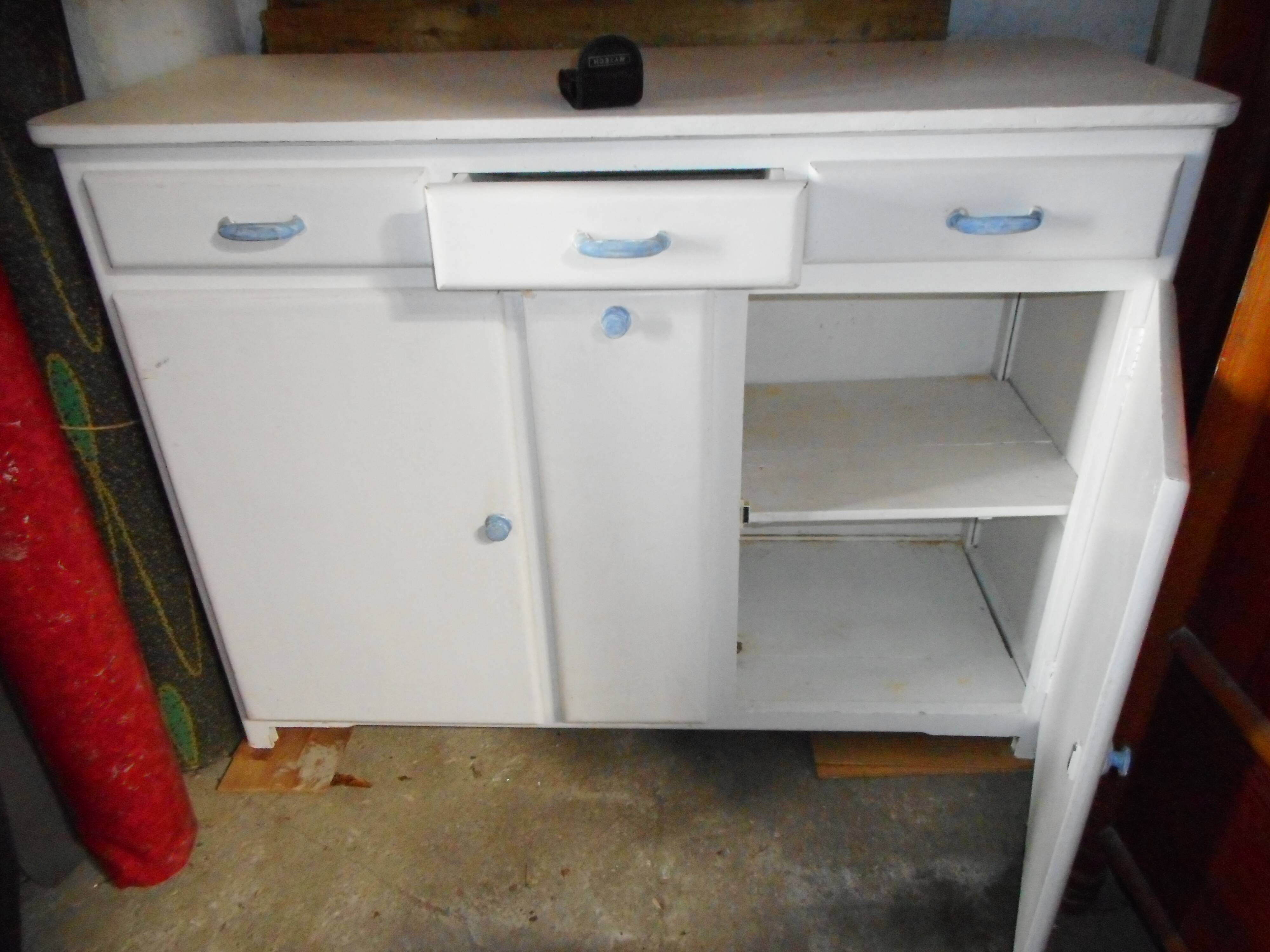 Low mado style buffet