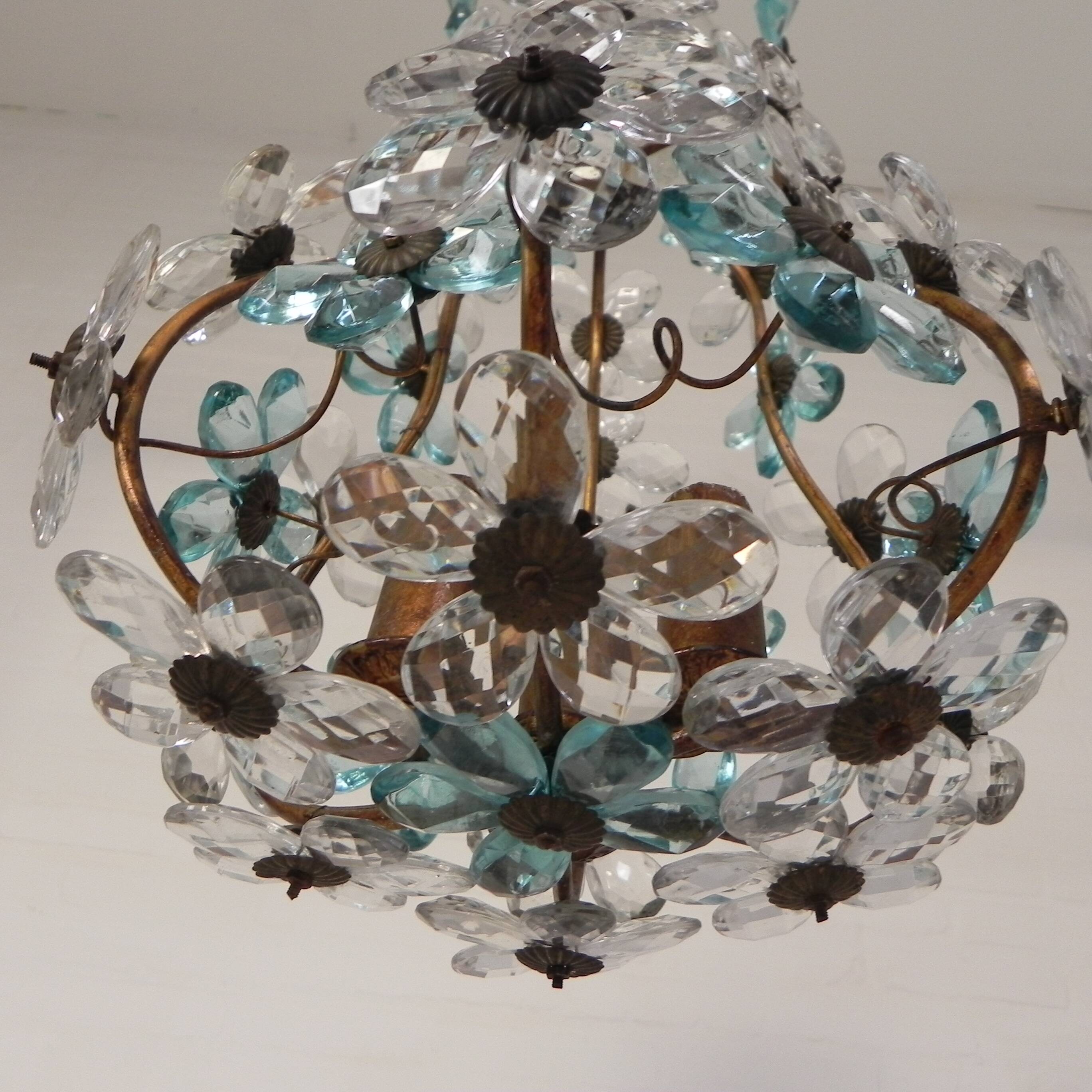 Suspension decorated with 42 blue and clear crystal flowers, Maison Baguès style, 1930s.