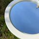 Miroir rond blanc en plastique vintage