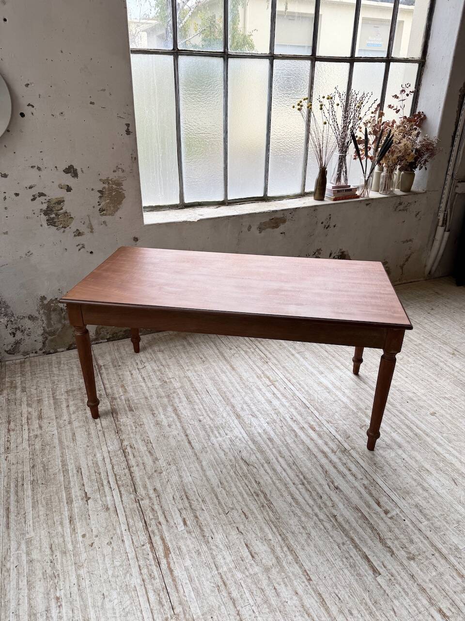 Turned leg cherry table 160cm