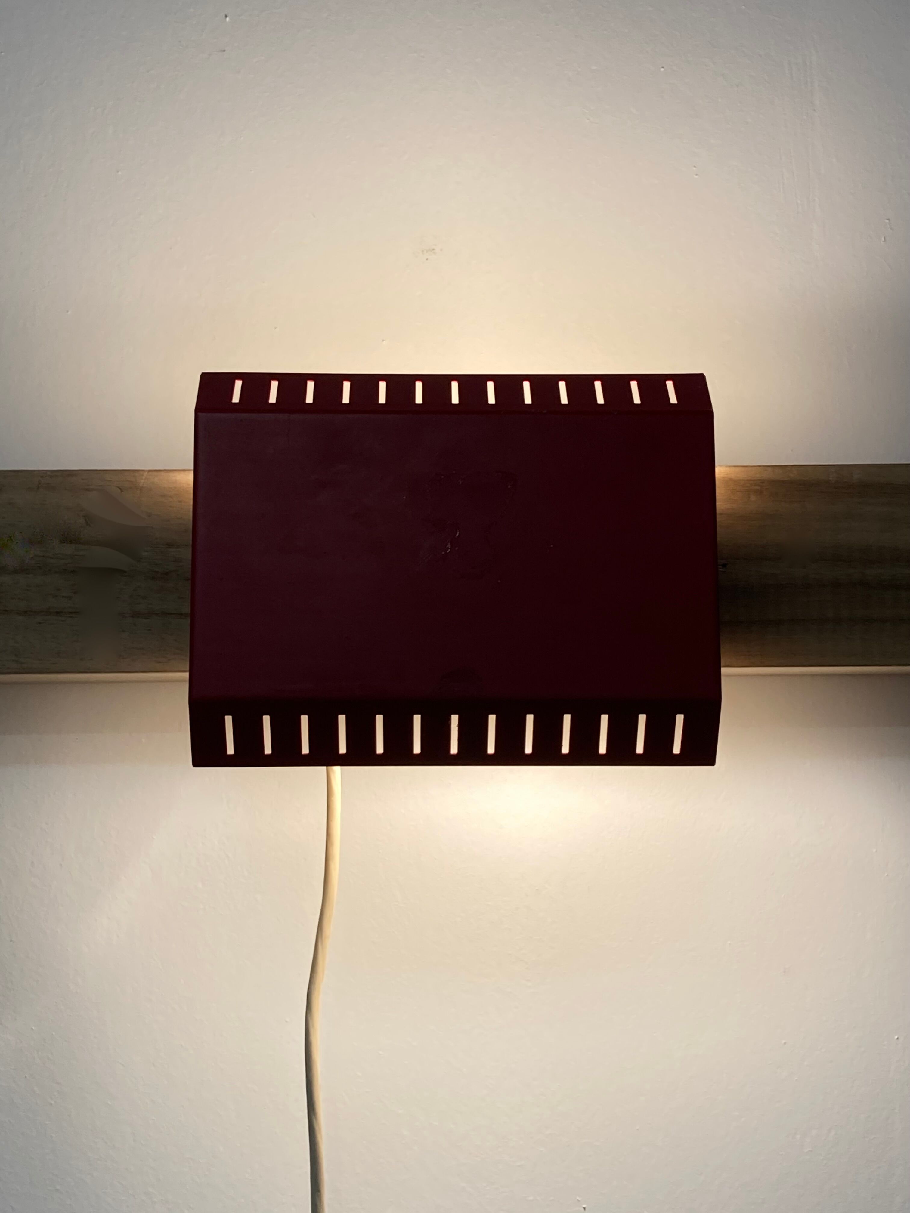 Adjustable wall lamp red Scandinavian design 1950.