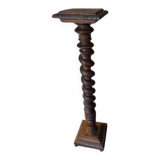 Turned wooden column