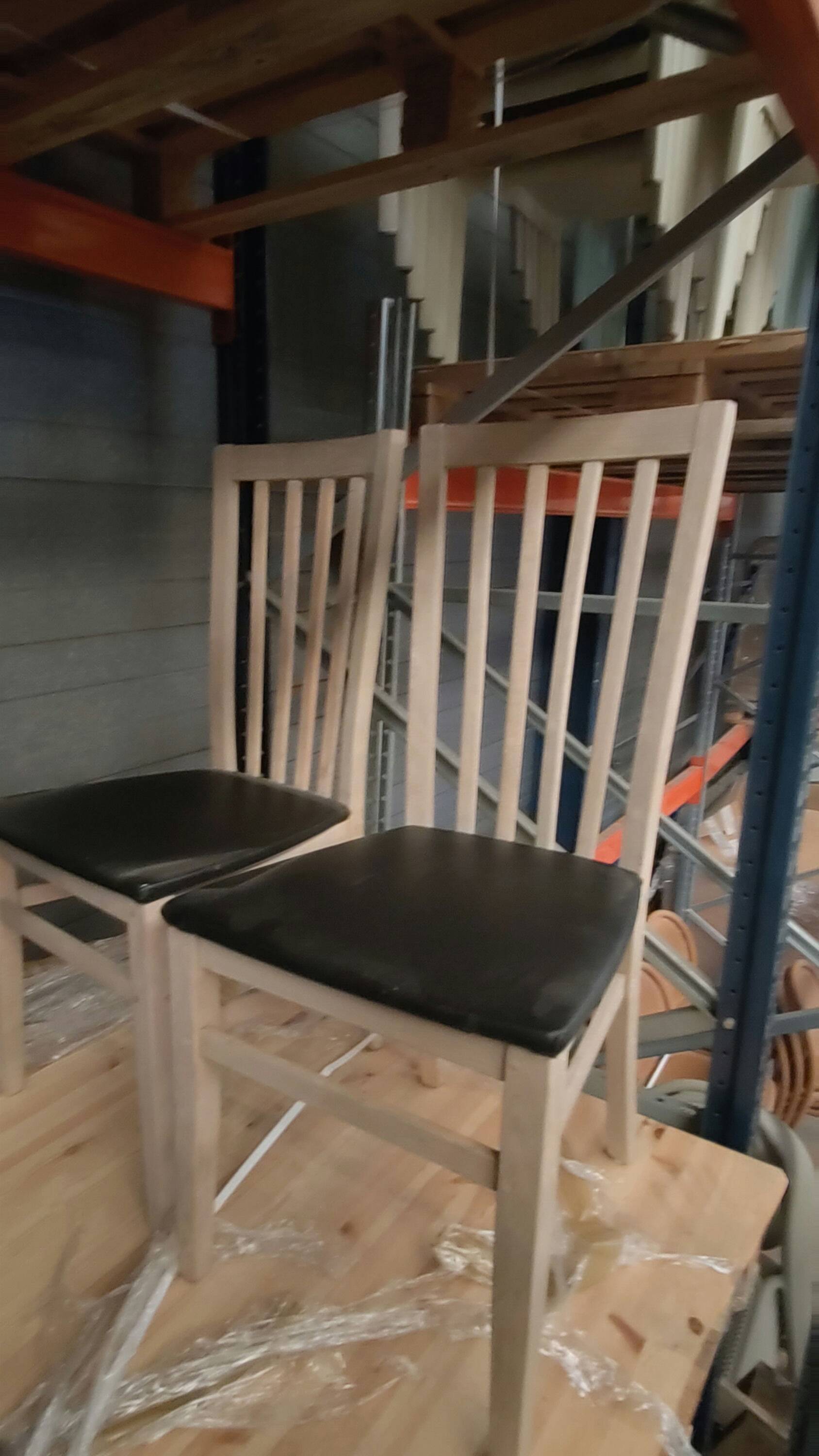 Chaise bistrot bois & simili cuir