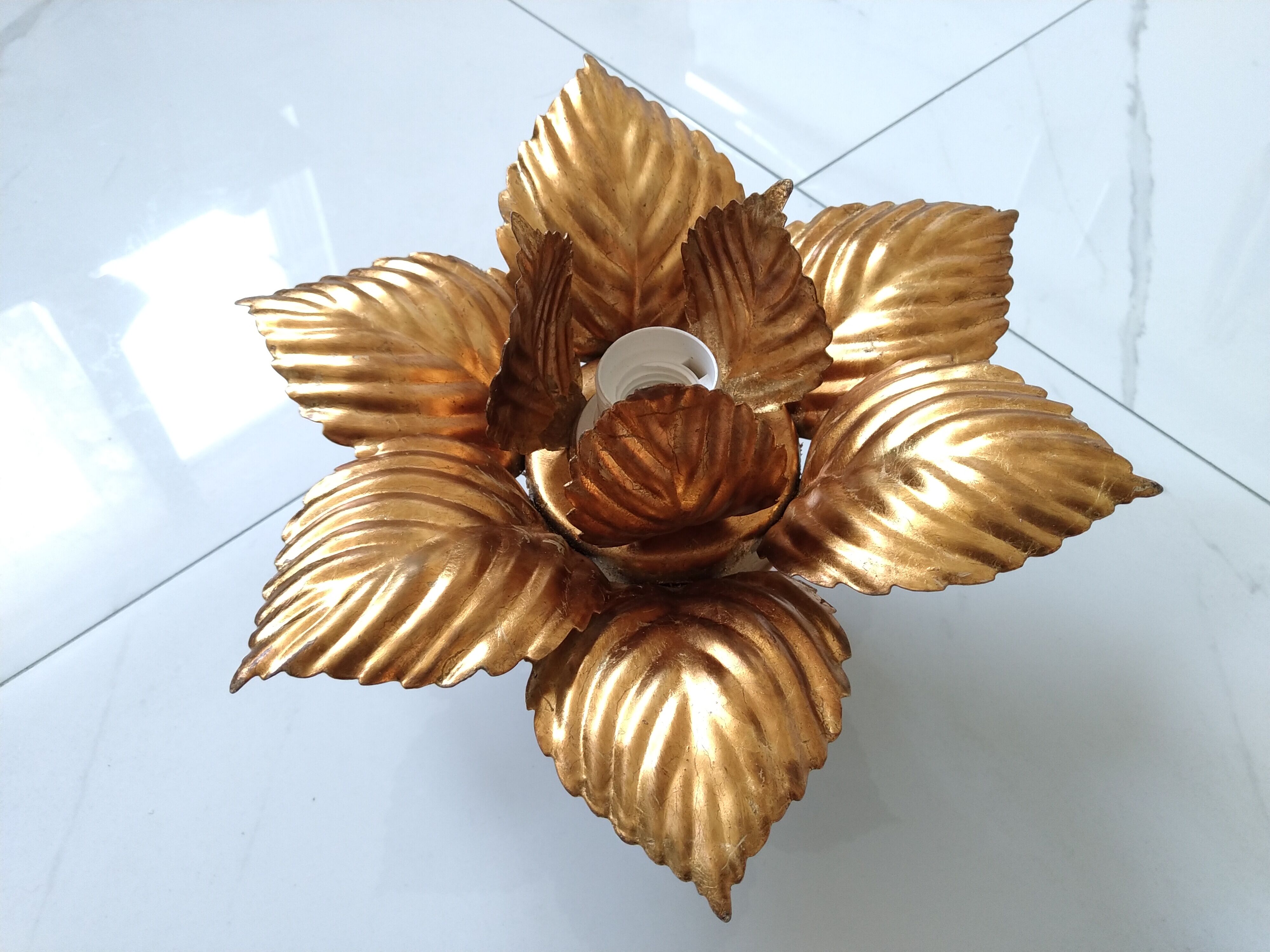 Masca flower ceiling light