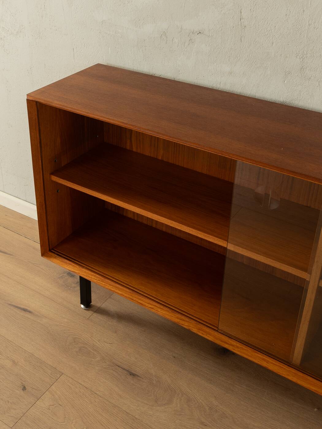 Buffet des années 1960 par Wilhelm Renz