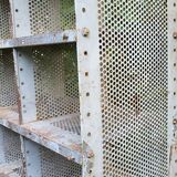 Industrial design postal sorting office