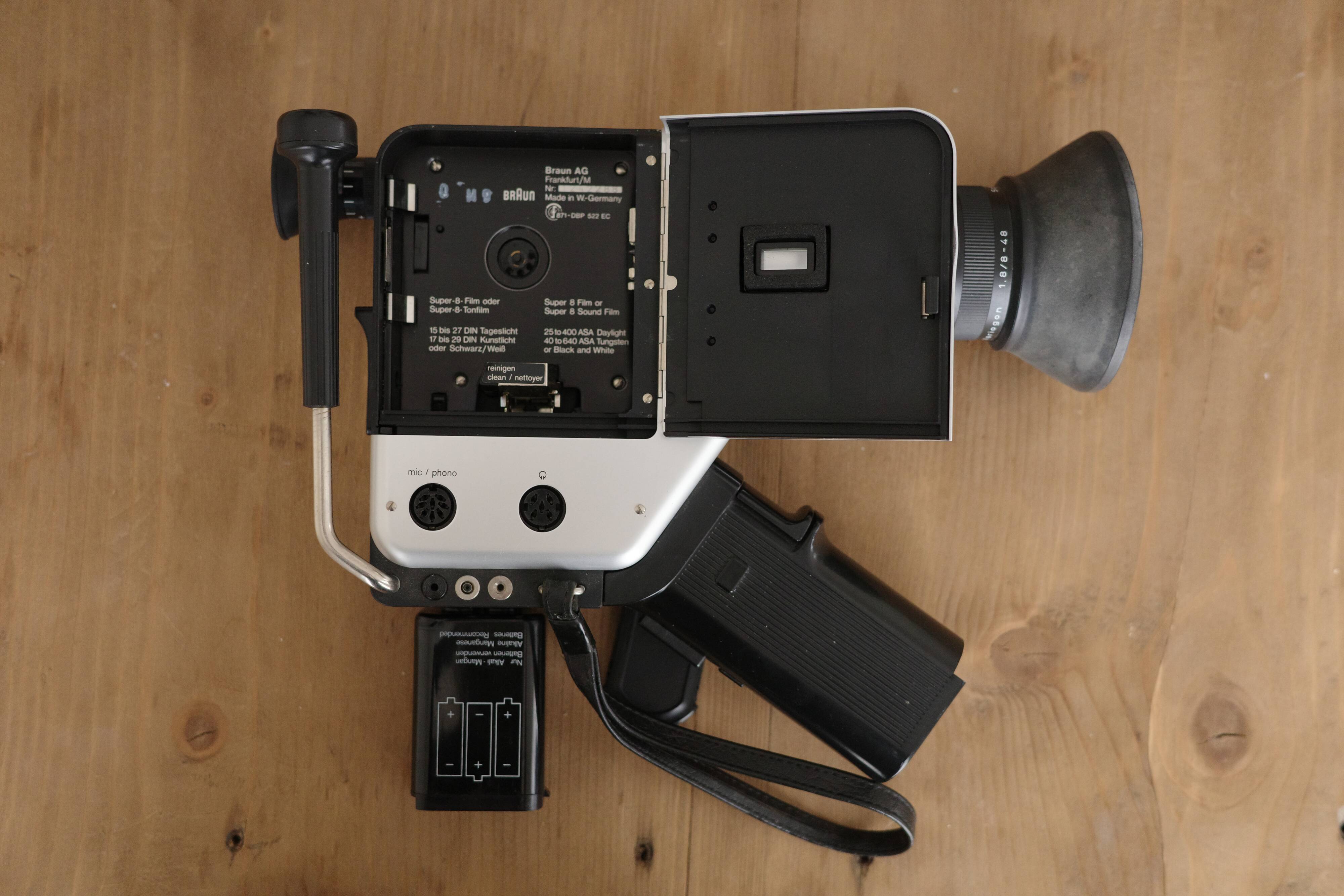 Super 8 Braun Nizo (YSL)