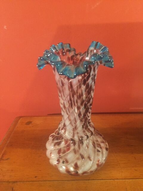 Clichy vase