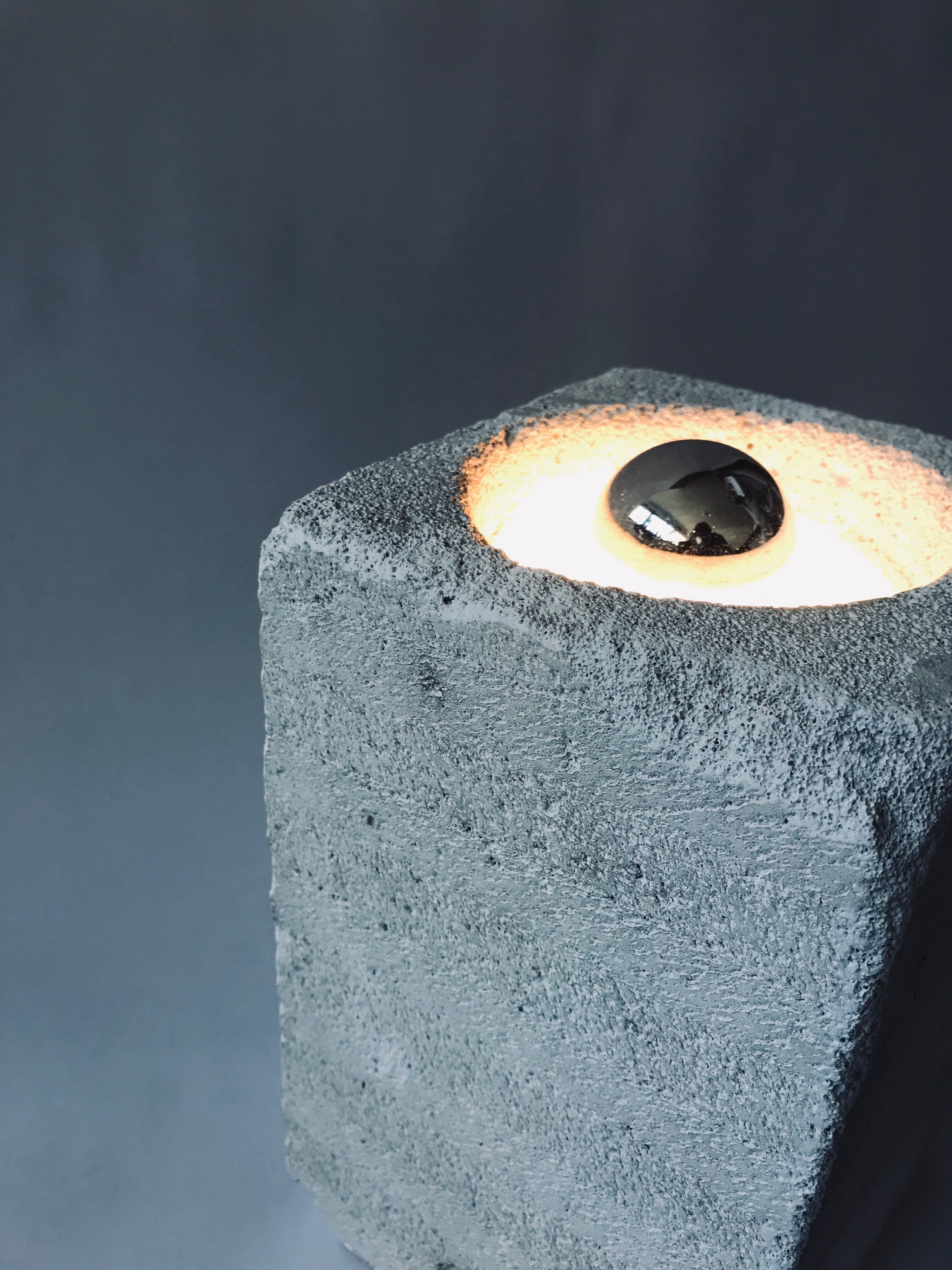 Light concrete cellular