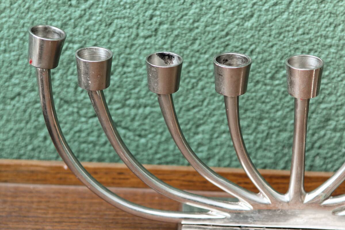 Candle holder with 9 branches in silver metal and speckled