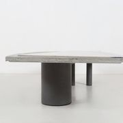 Table basse sculpturale en marbre et pierre par Pia Manu, années 1970
