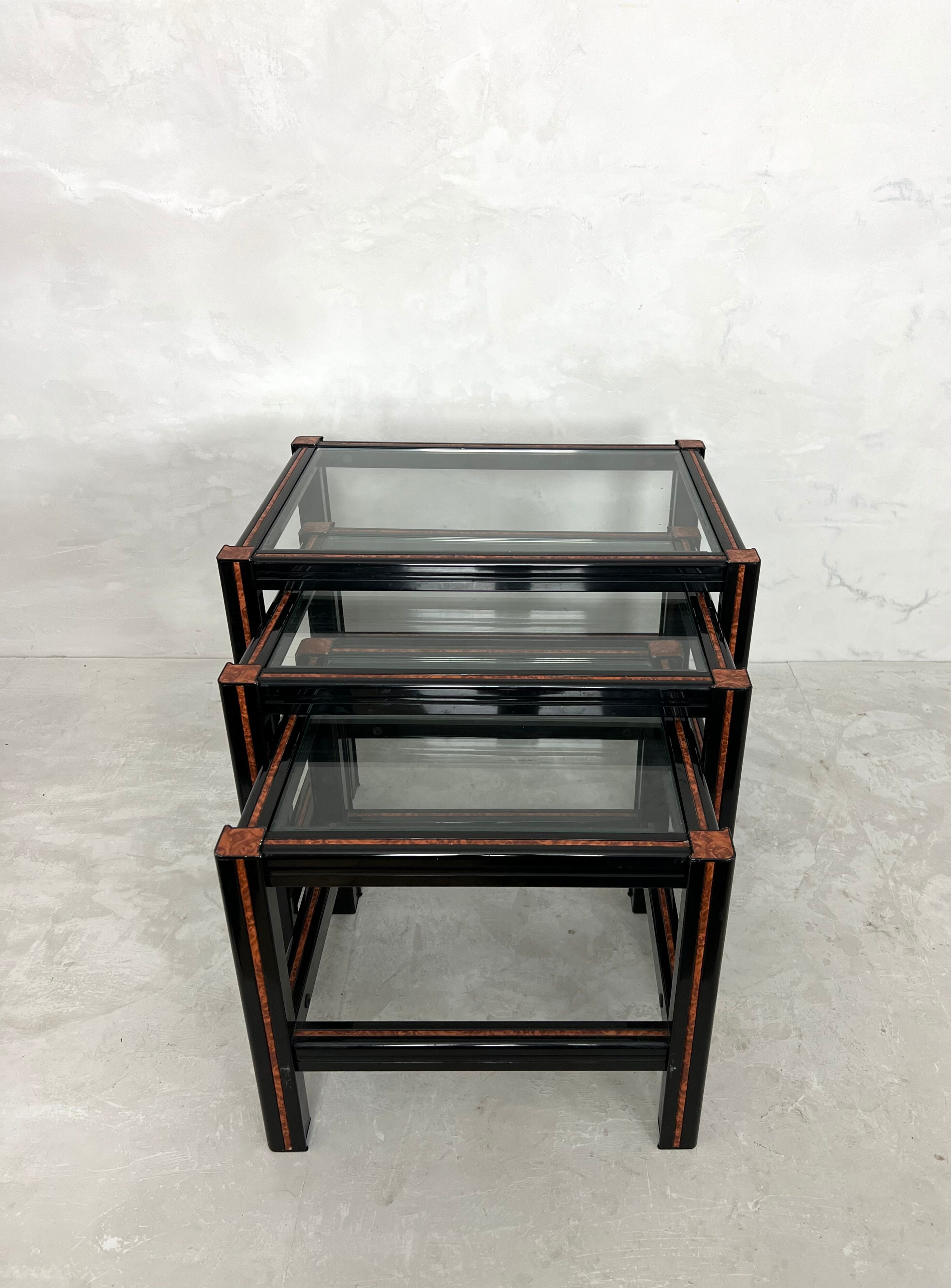 Mimiset vintage black