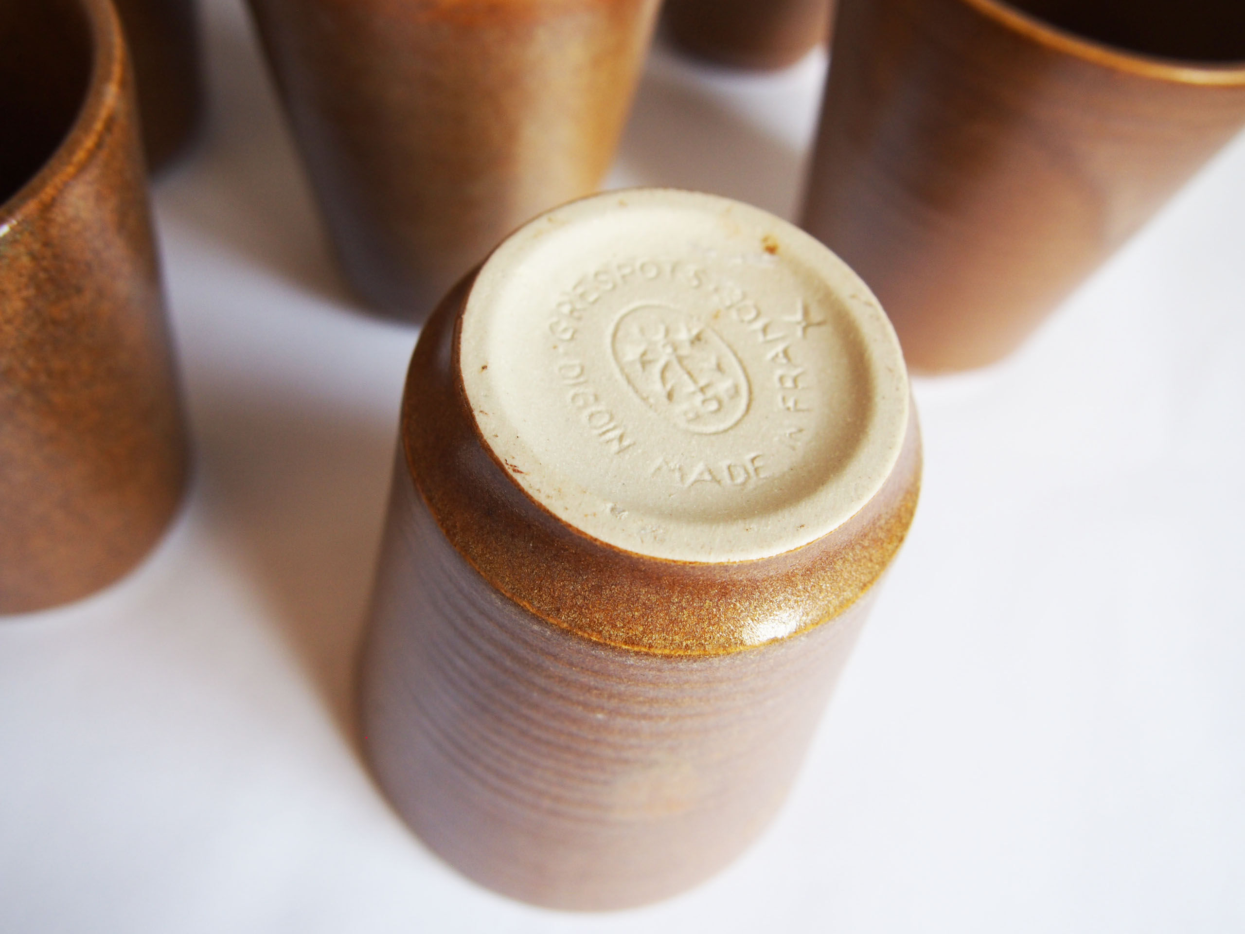 Lot de 8 verres en grès Digoin