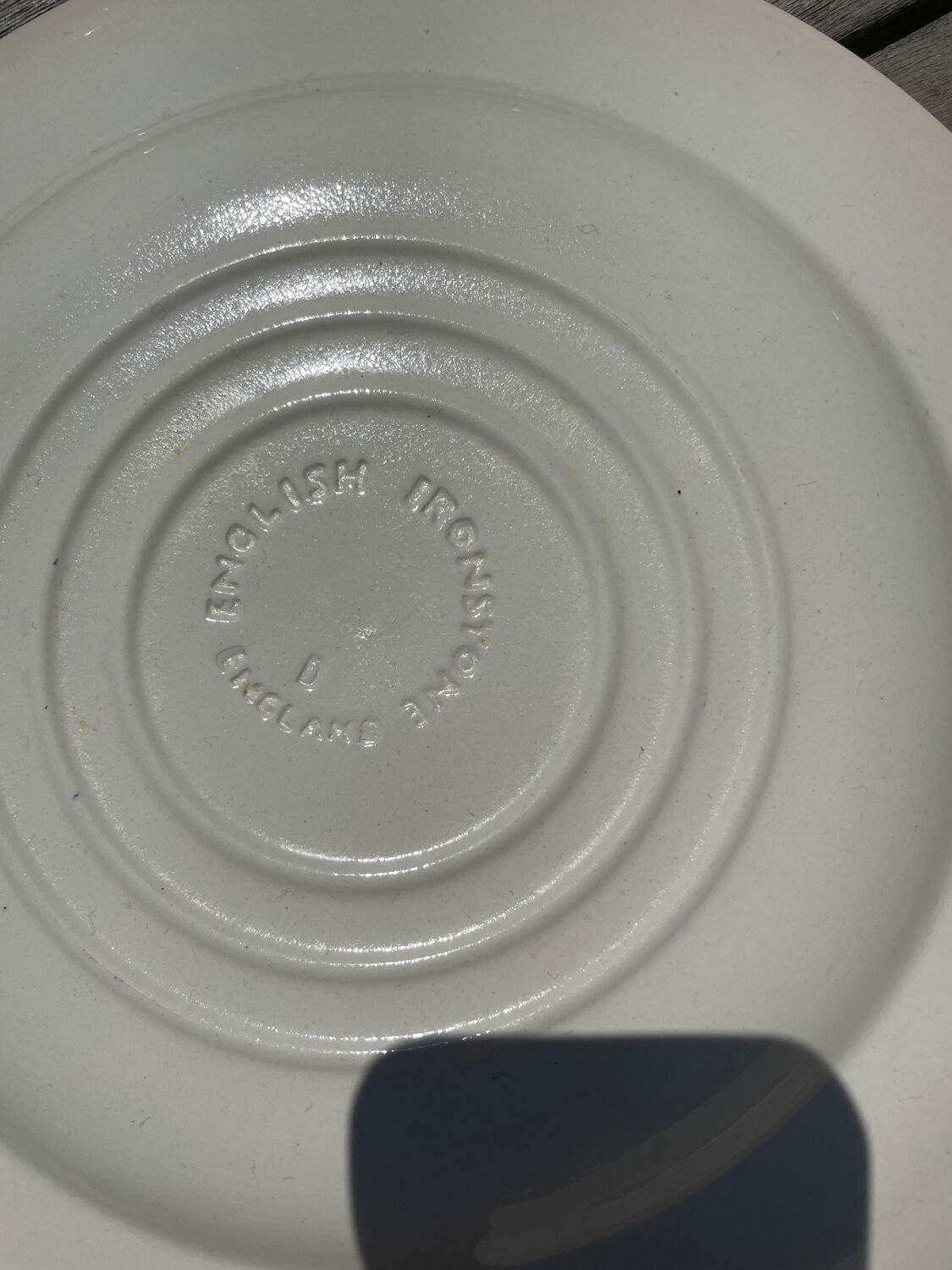 Lot 6 flat plates and 6 hollow English Iron Earth English Ironstone