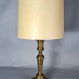 Lampe à poser avec abat-jour, ancien flambeau en bronze style Louis XVI 50 cm C757