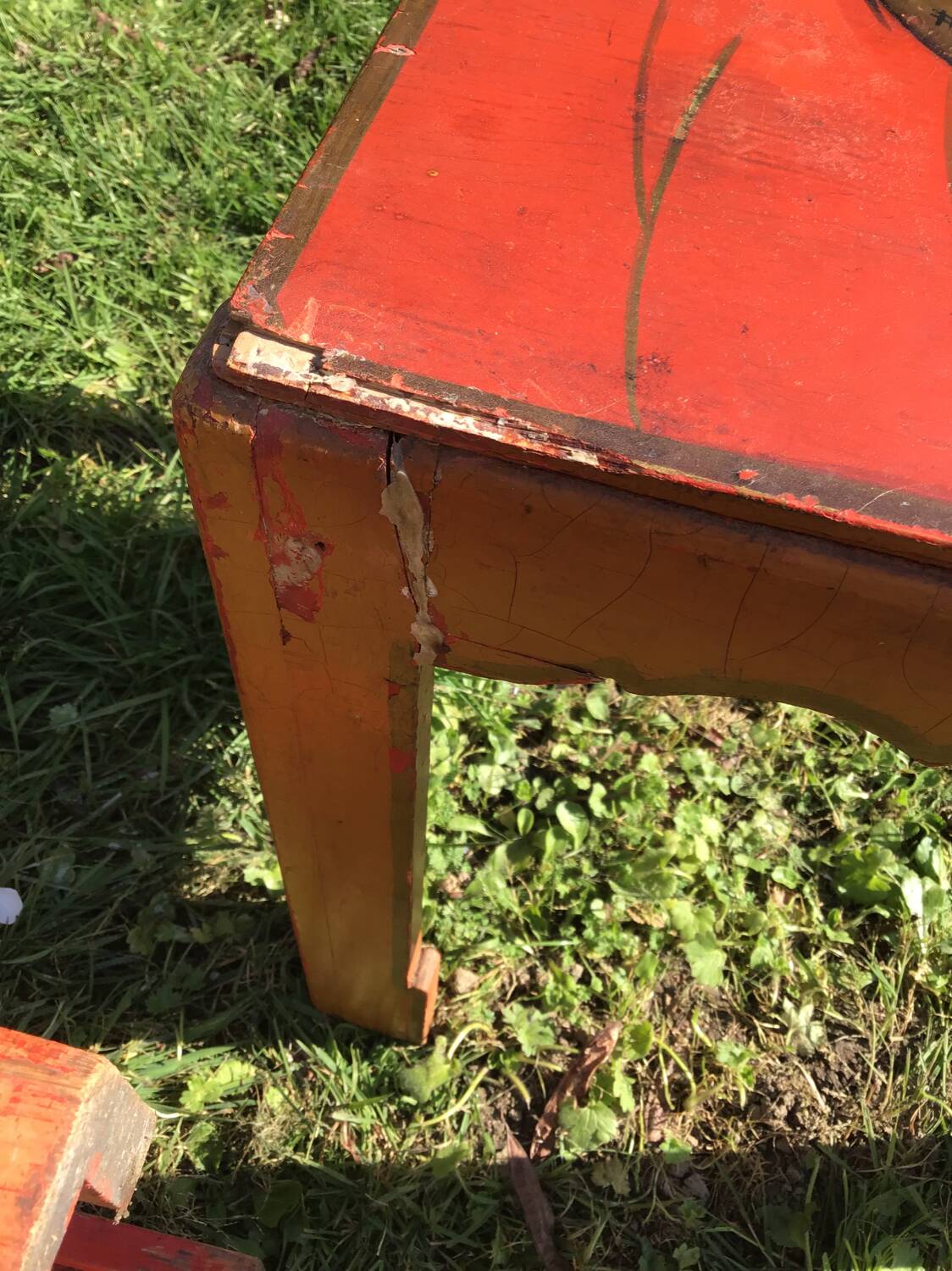 Pair of tables