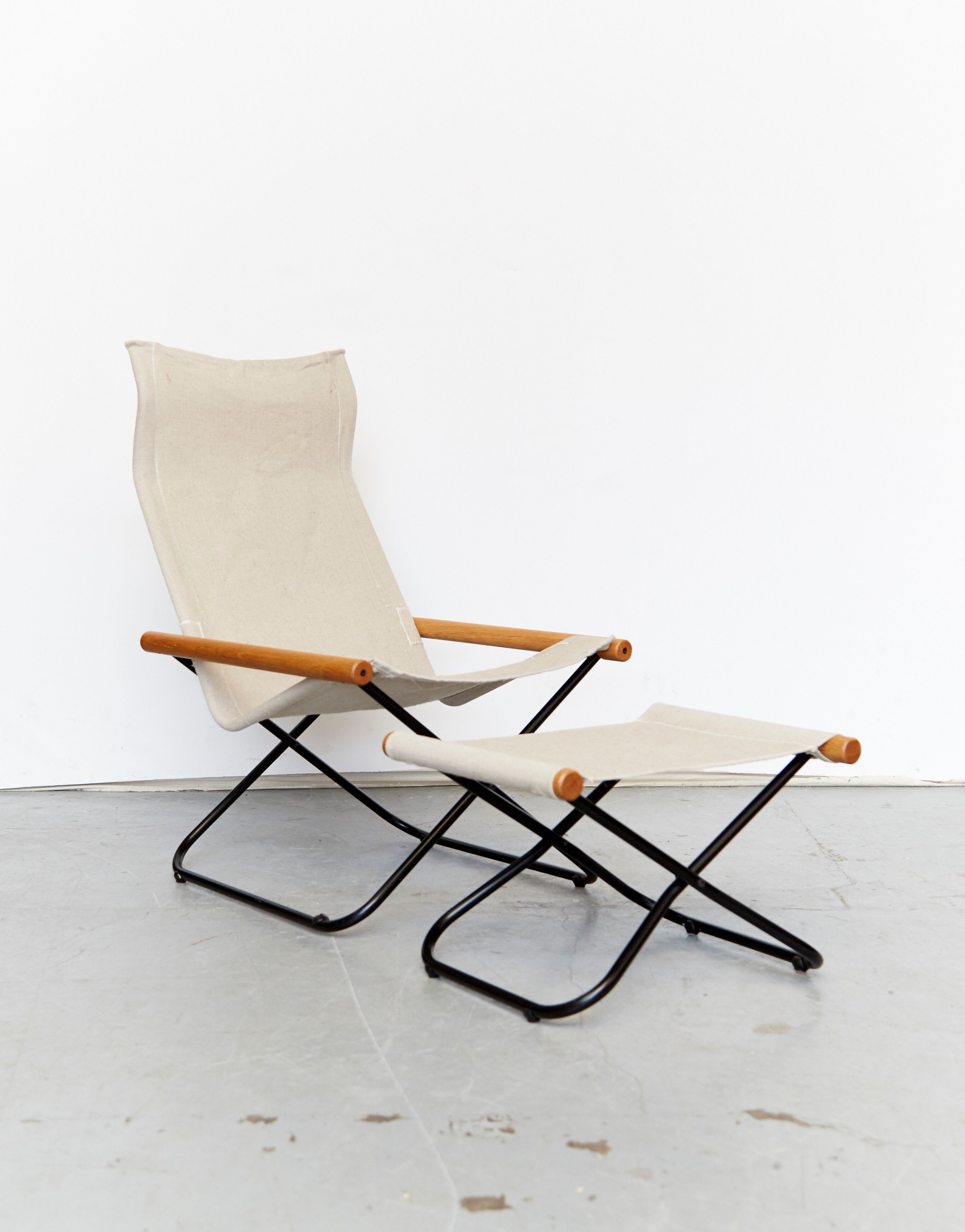 Takeshi Nii folding chair and ottoman "NychairX", 1970