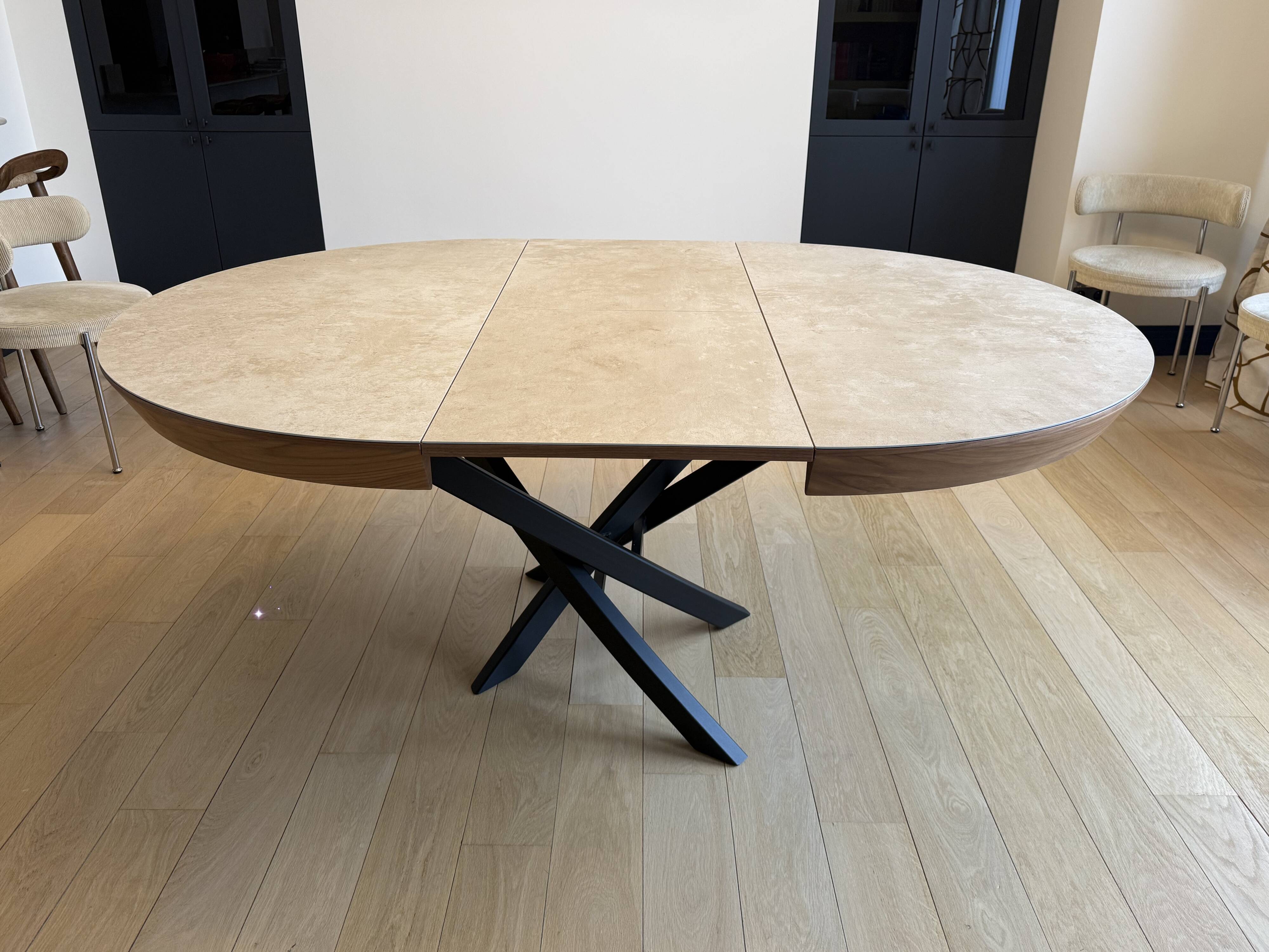 Table ronde extensible