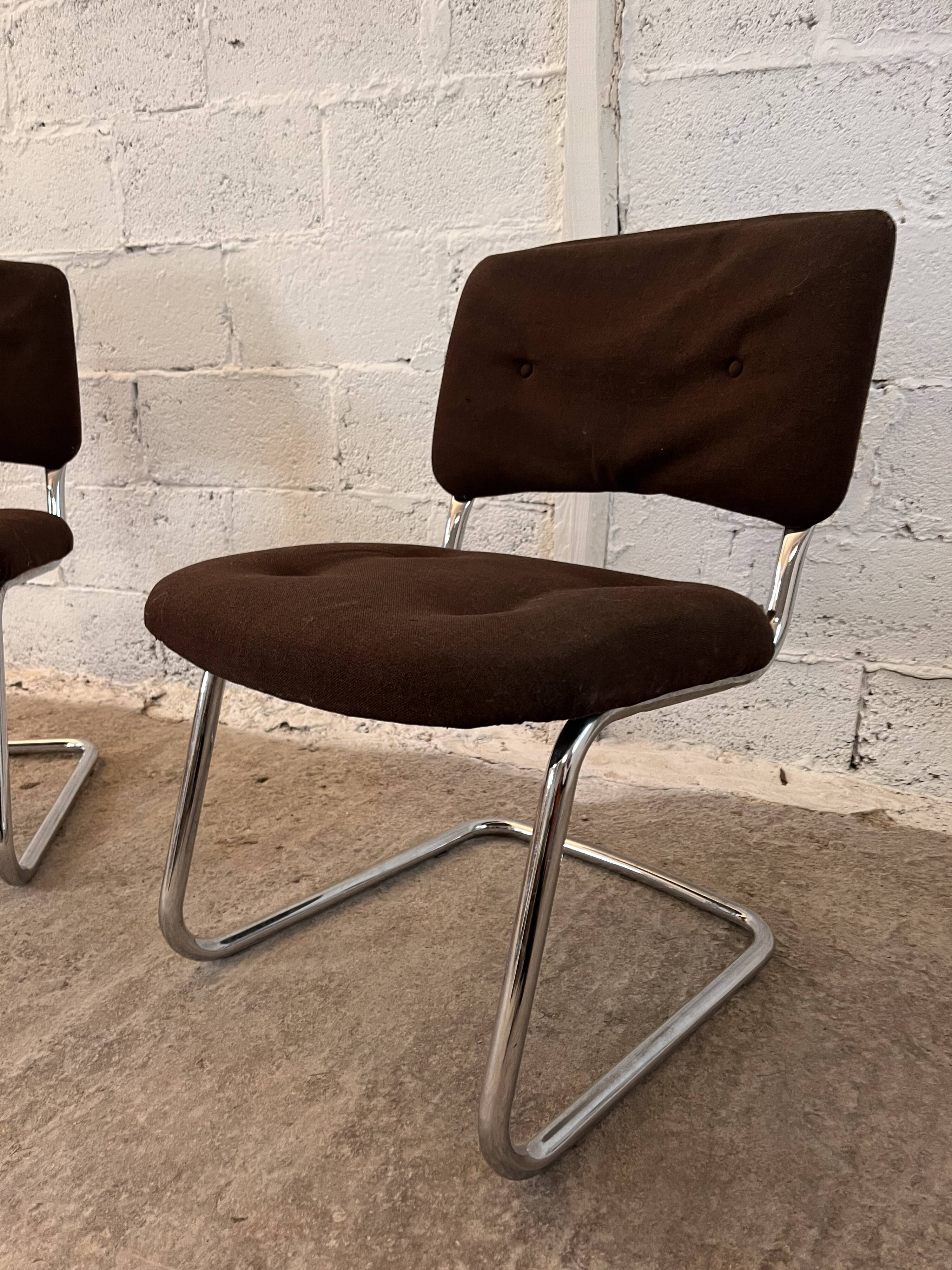 Strafor office chair