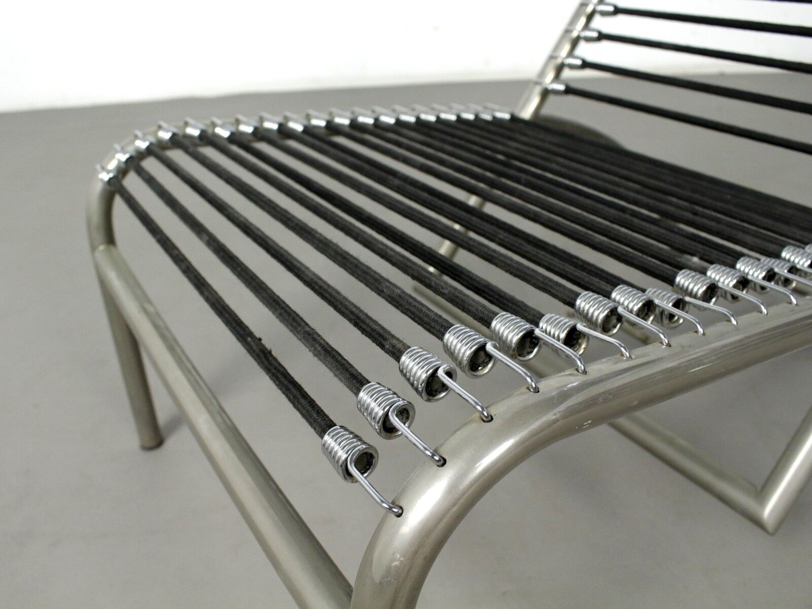 Chaise longue 'Sandow Chair' de René Herbst