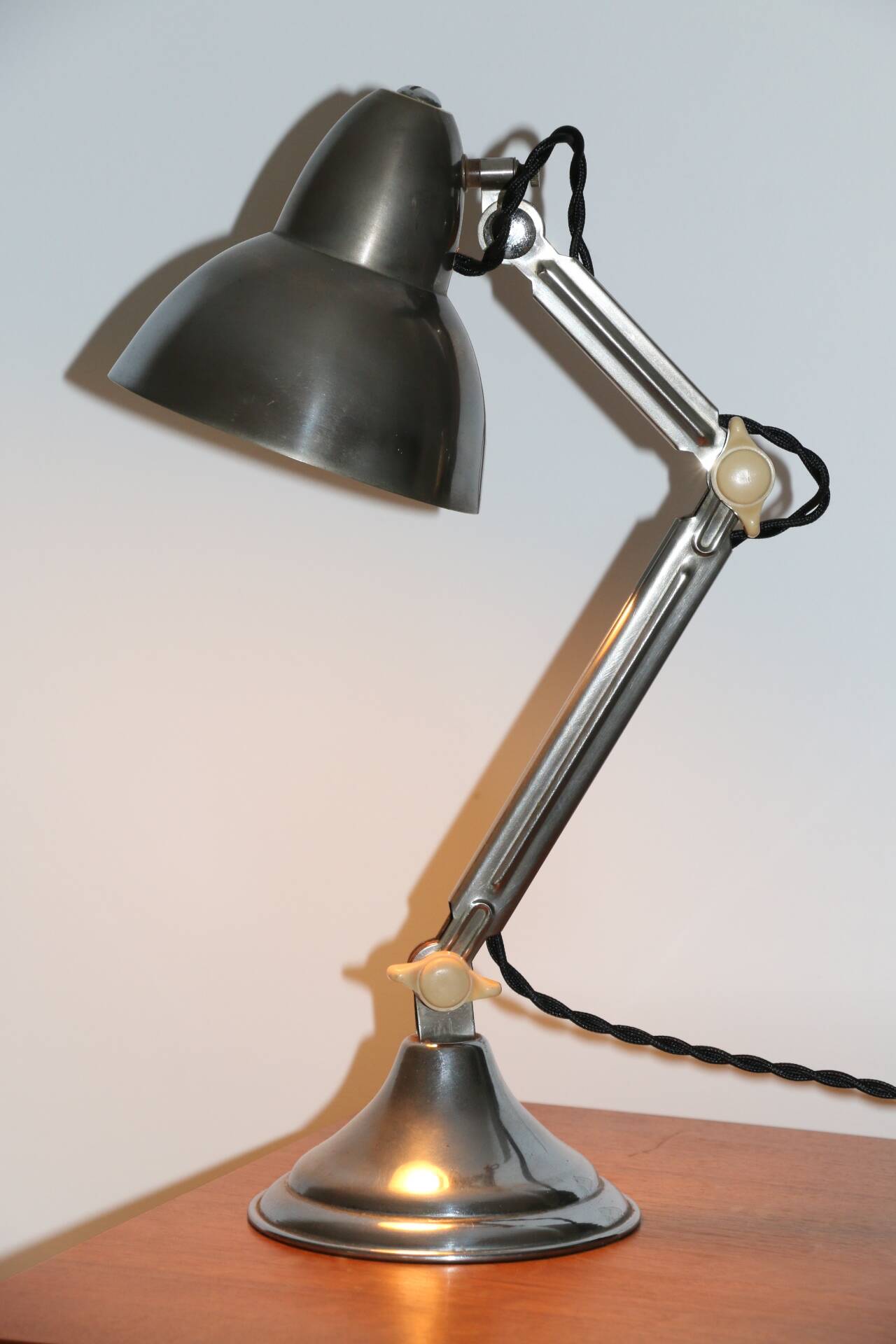 Super Chrome lamp 1930