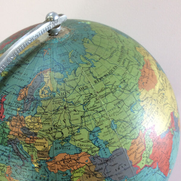Globe terrestre lumineux