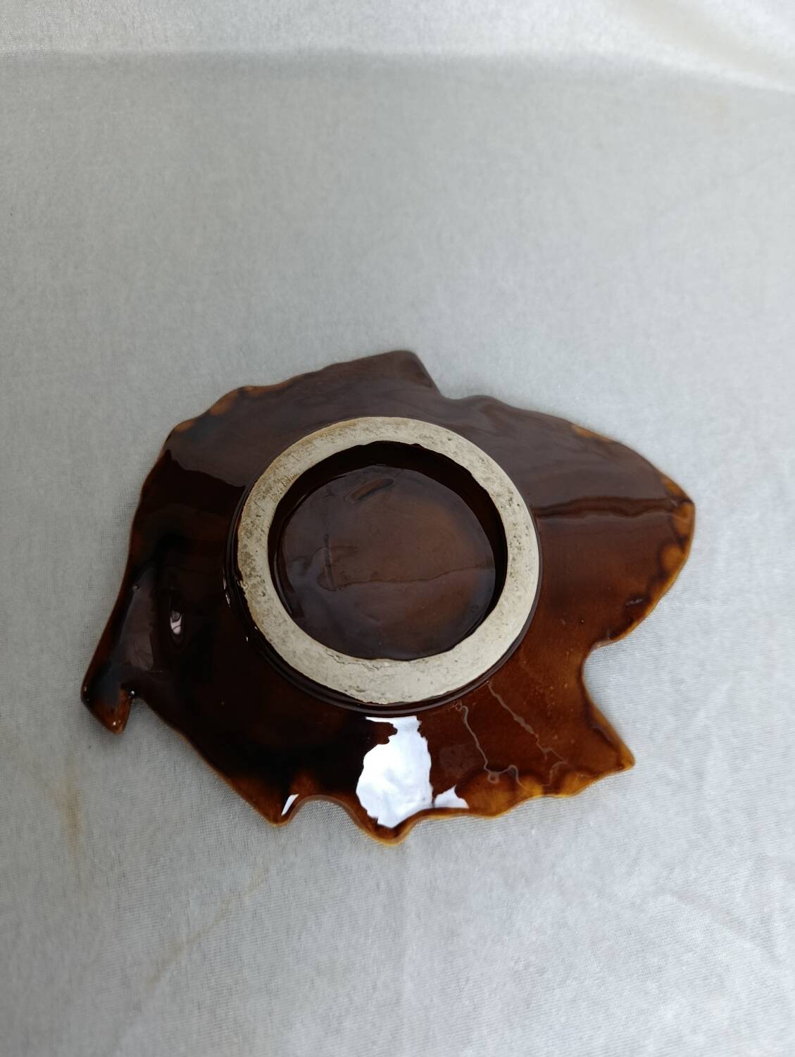 Vallauris style leaf-shaped bowl