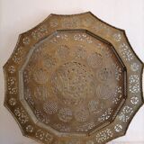 Openwork brass top. China 19 century. 12 sides. Asian art.