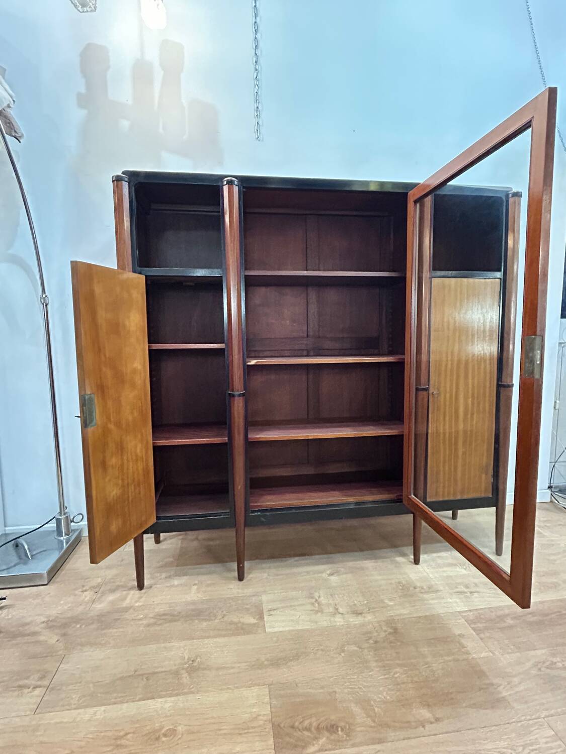 Modernist display library