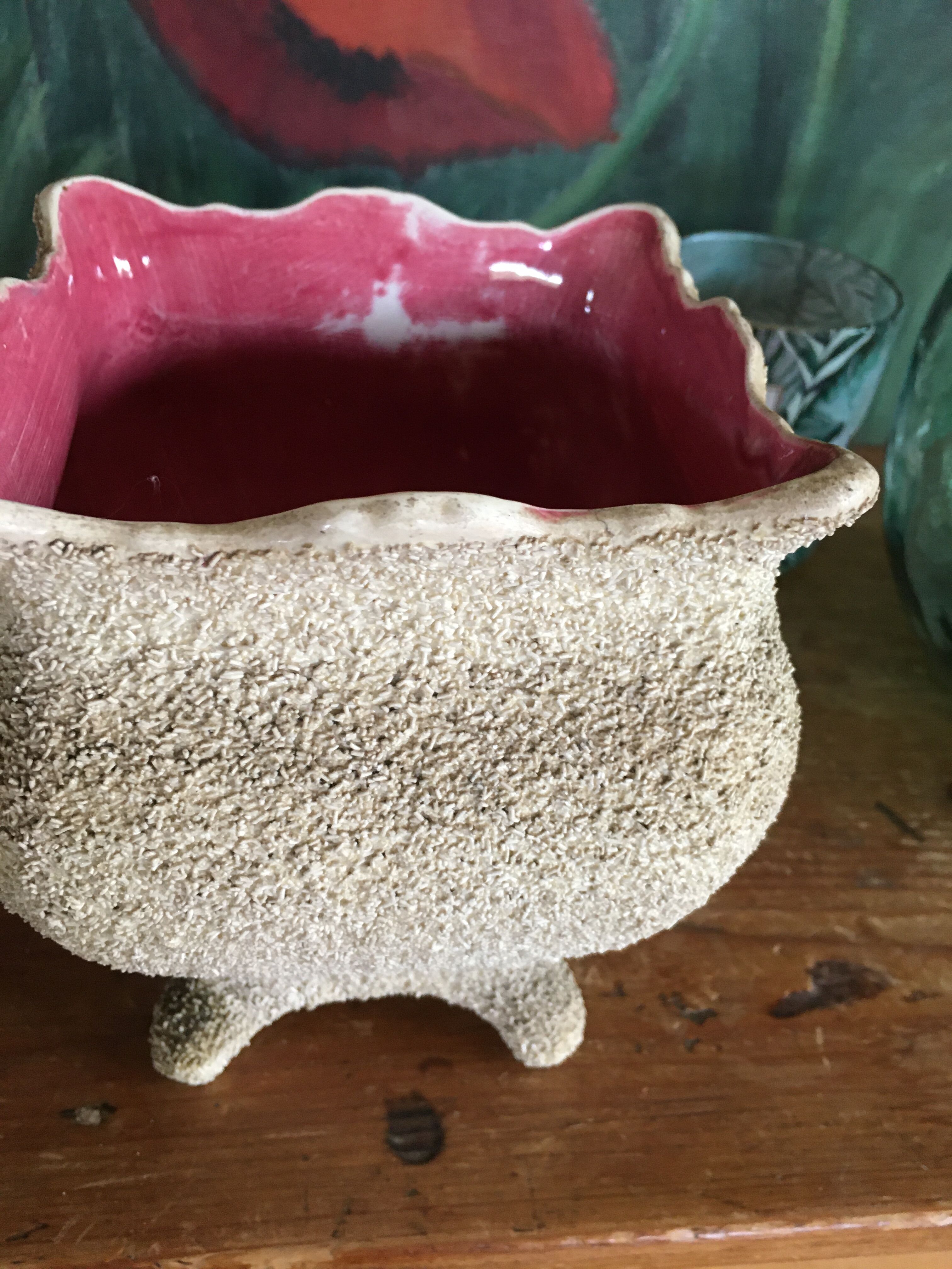 Cache pot in dabbling