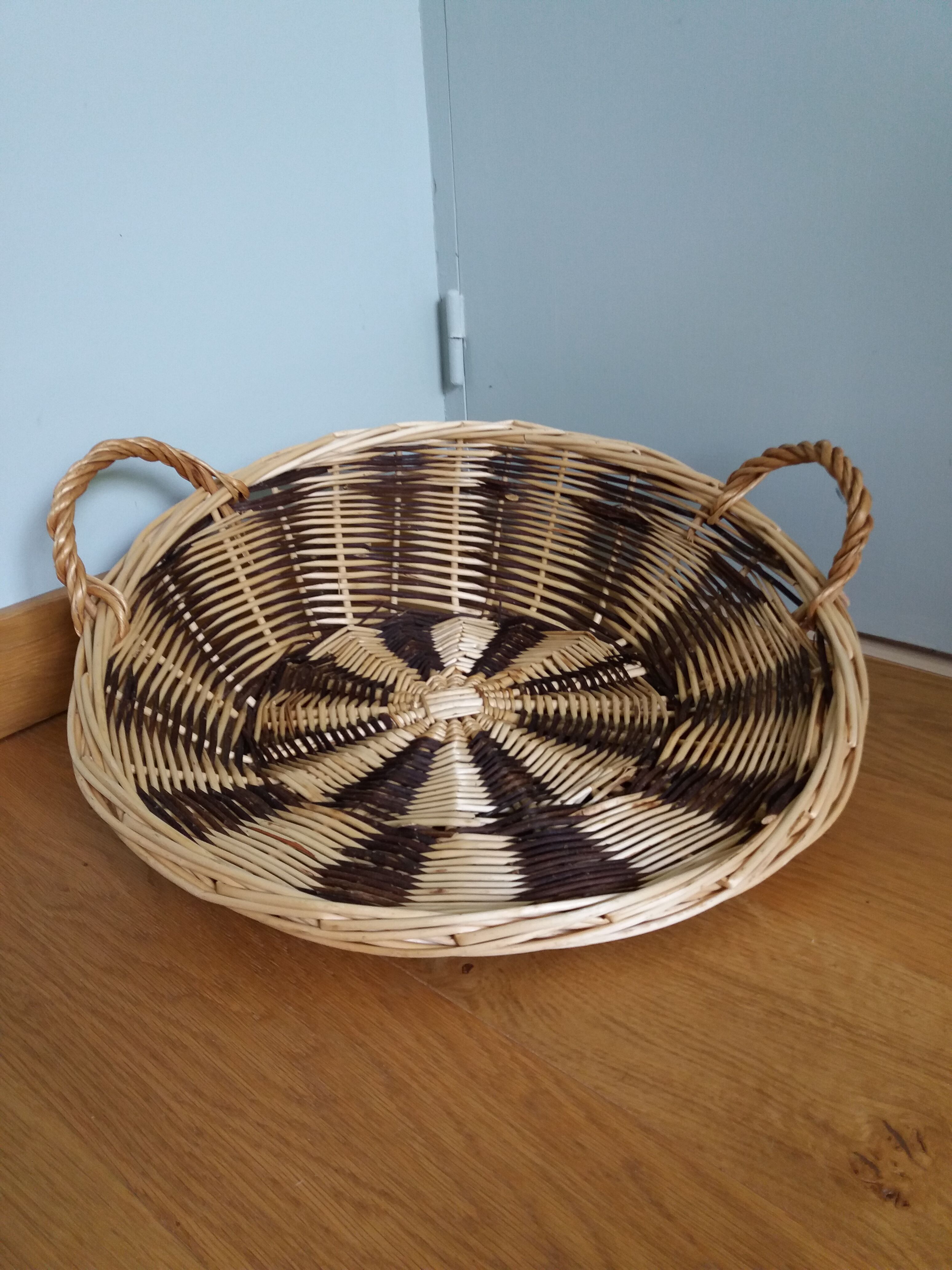 Panier de présentation rond en osier