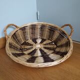 Round wicker presentation basket
